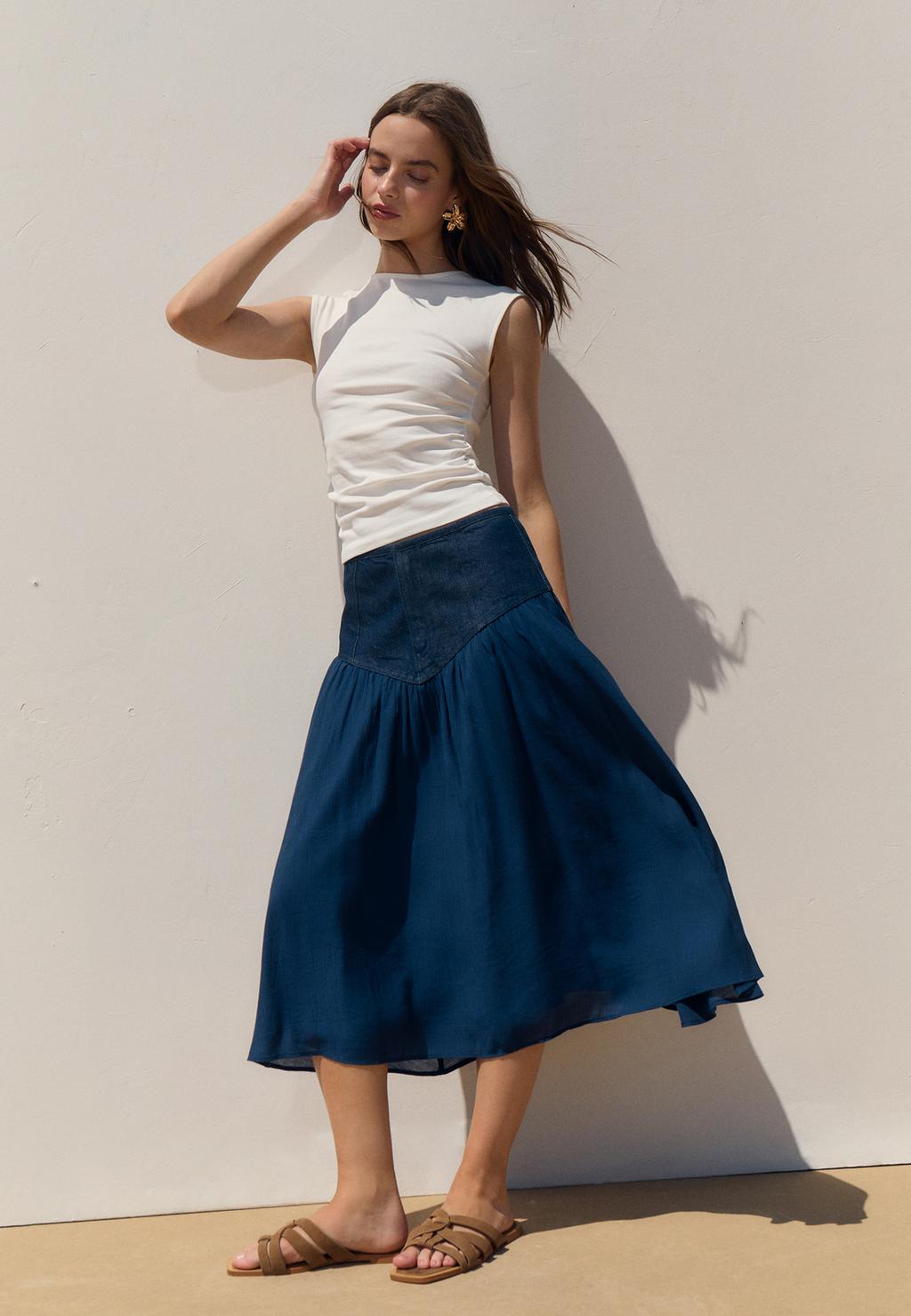 Denim midi skirt in two materials