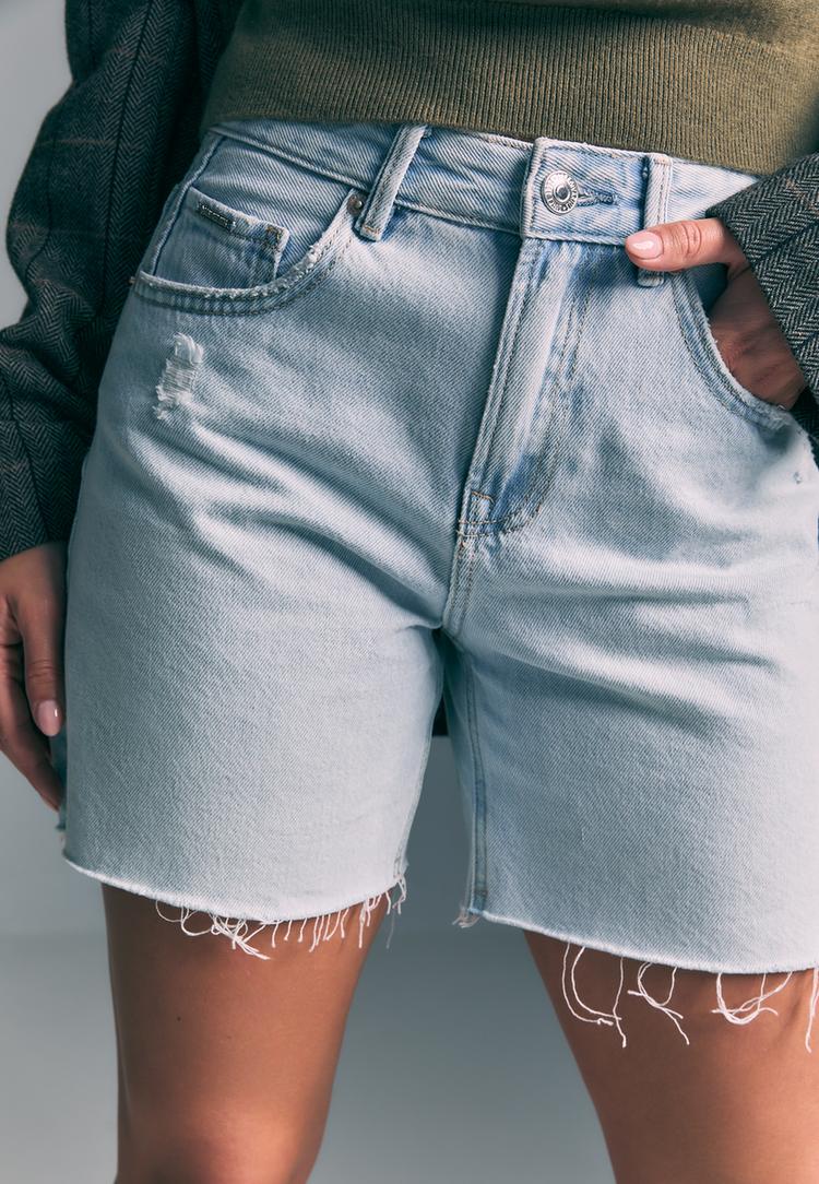 d93 short denim longline