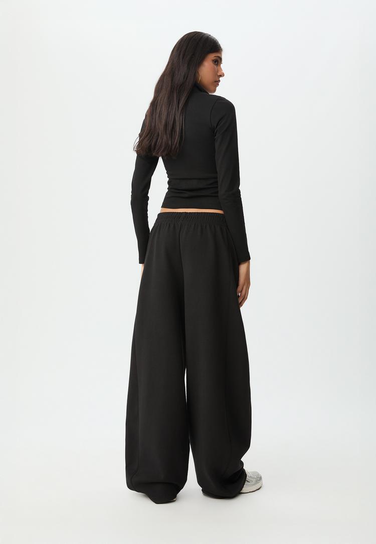 pantalon-felpa-barrel