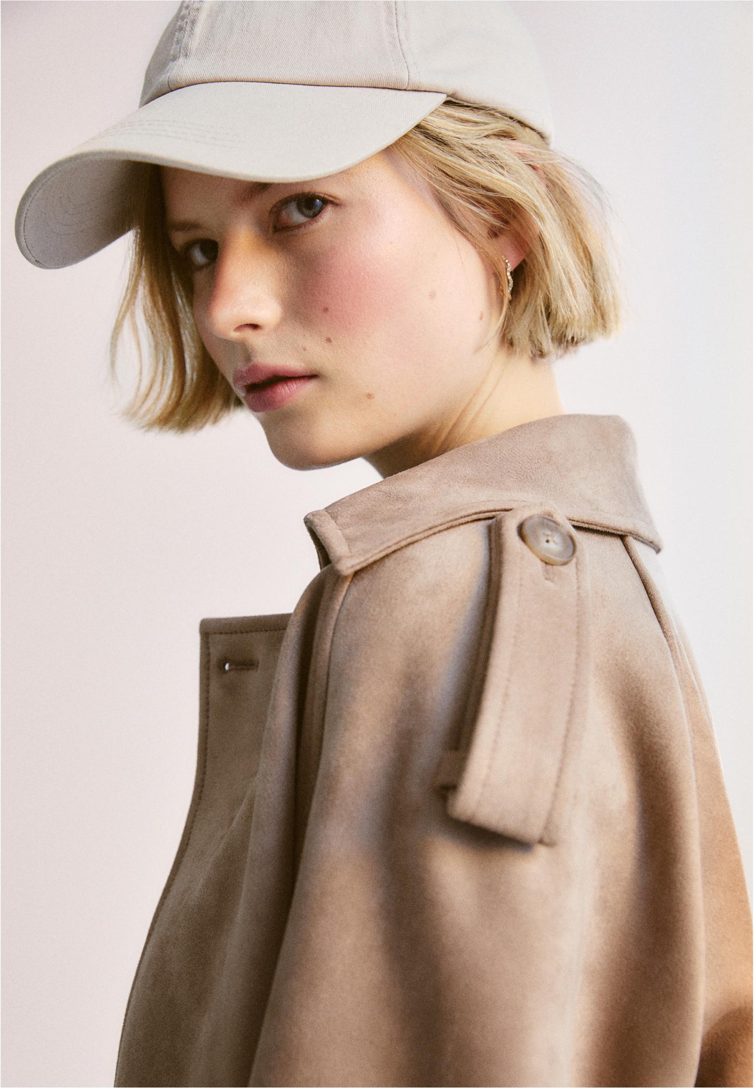 Short faux suede trench coat — Caramel