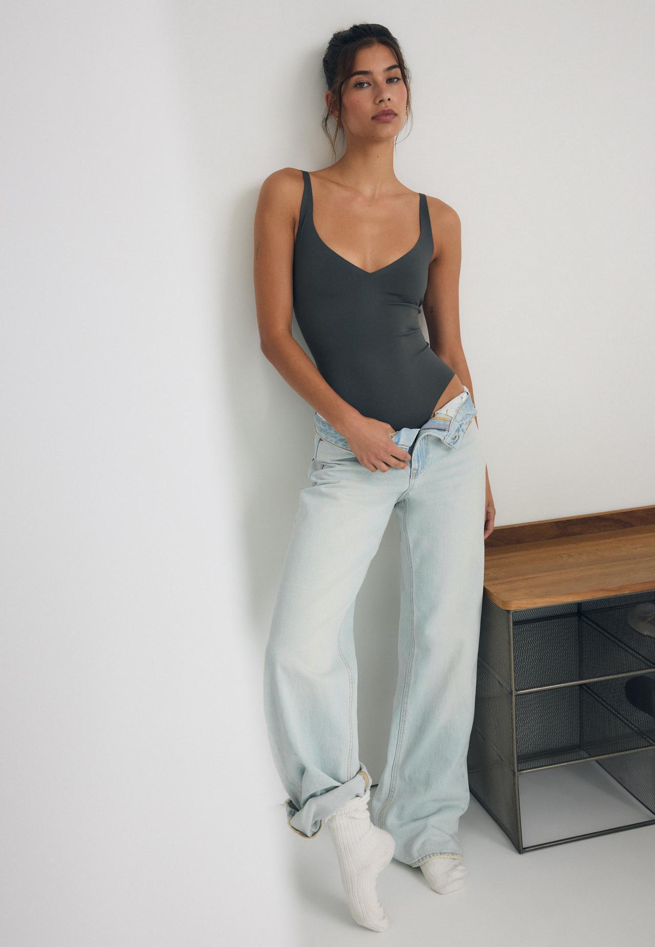 D92 Ripped straight wide-leg jeans — LIGHT BLEACH