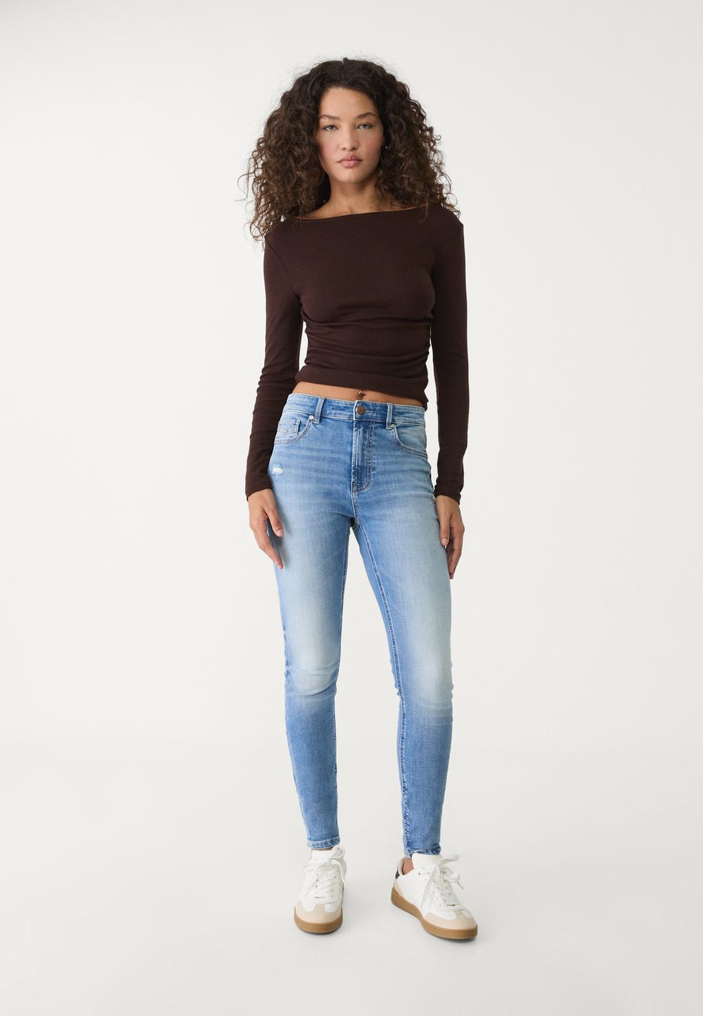 Jean D07 skinny taille normale