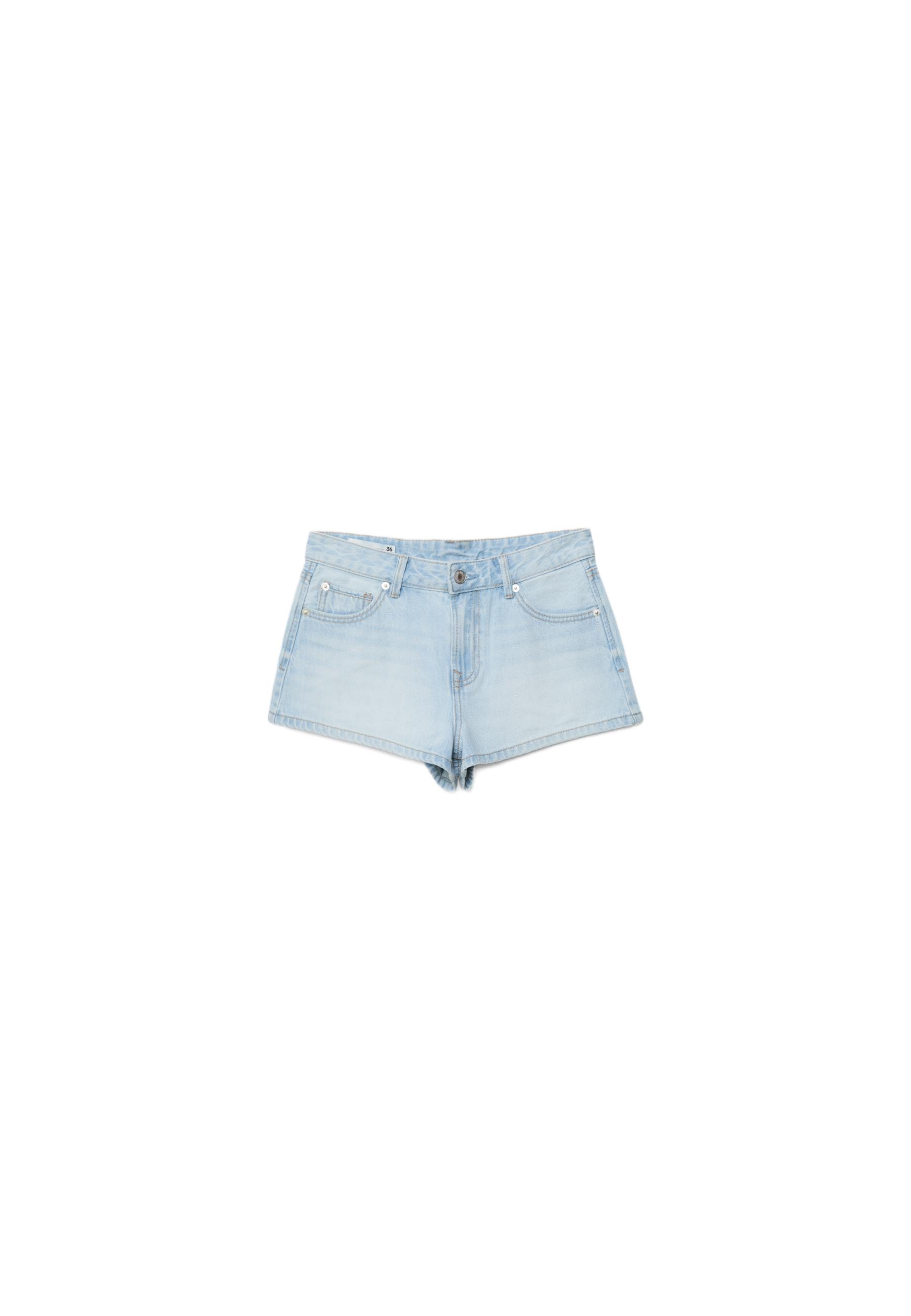 D79 Low-waist shorts