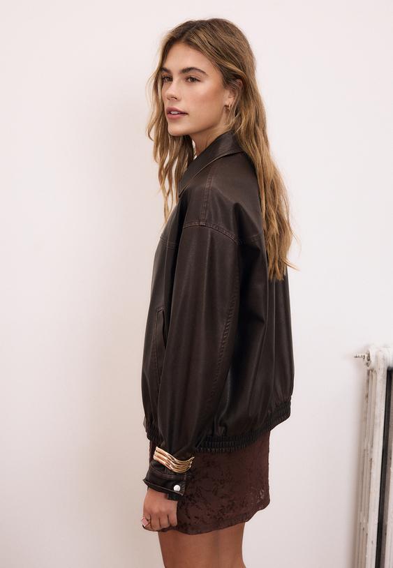 oversizejacke-aus-gewaschenem-kunstleder