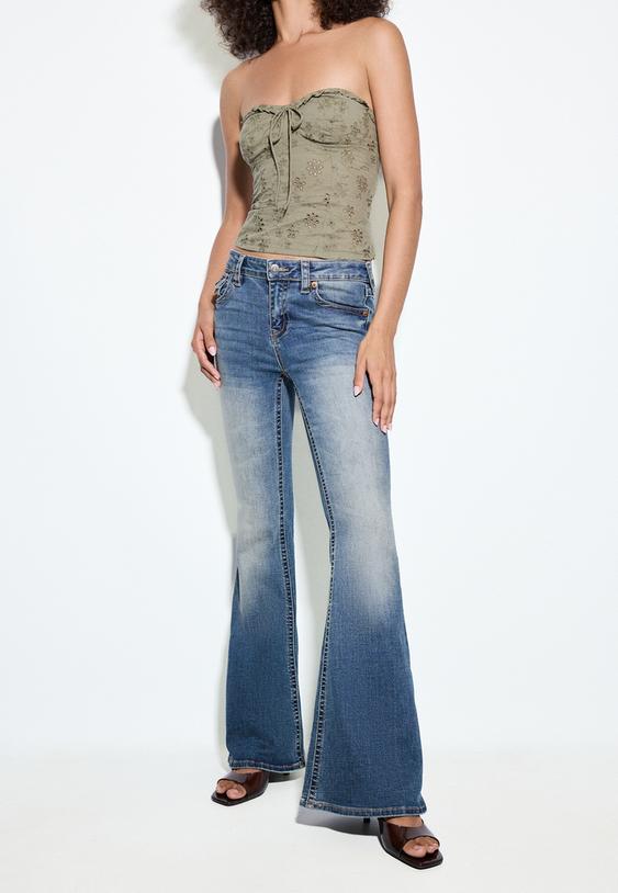 Stradivarius D04 Blugi Evazați Cu Talie Joasă Efect Prespălat Denim Albastru Mediu 36