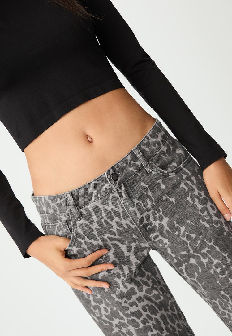 pantalon straight leopardo