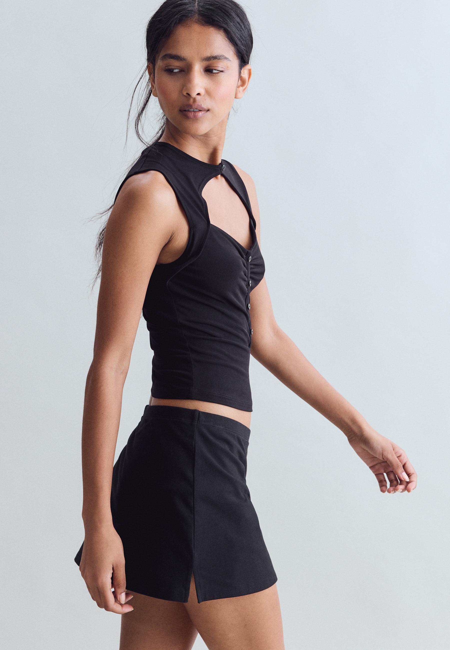 Fitted ruched top — Black