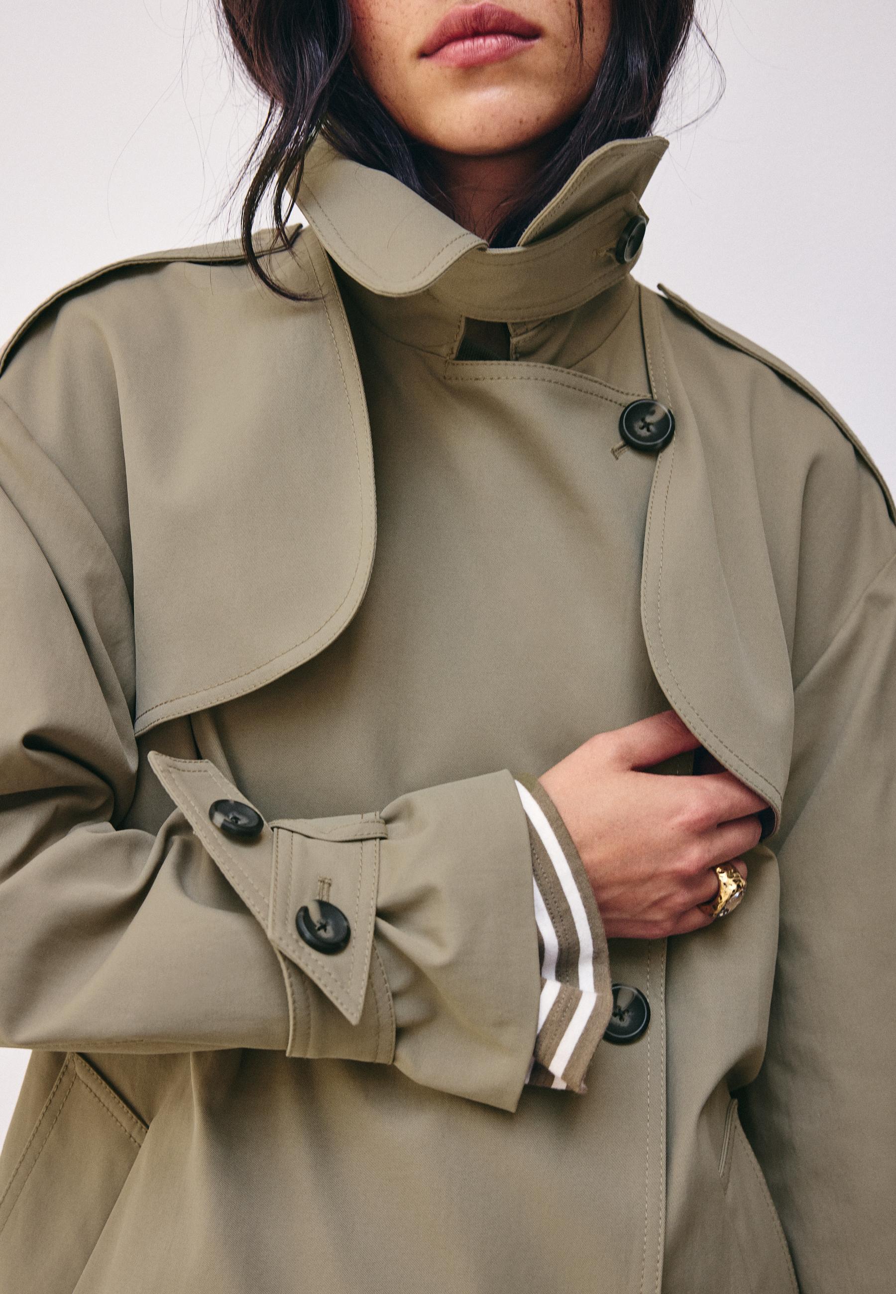 Stradivarius Standart boy dik yakalı trençkot görsel 7