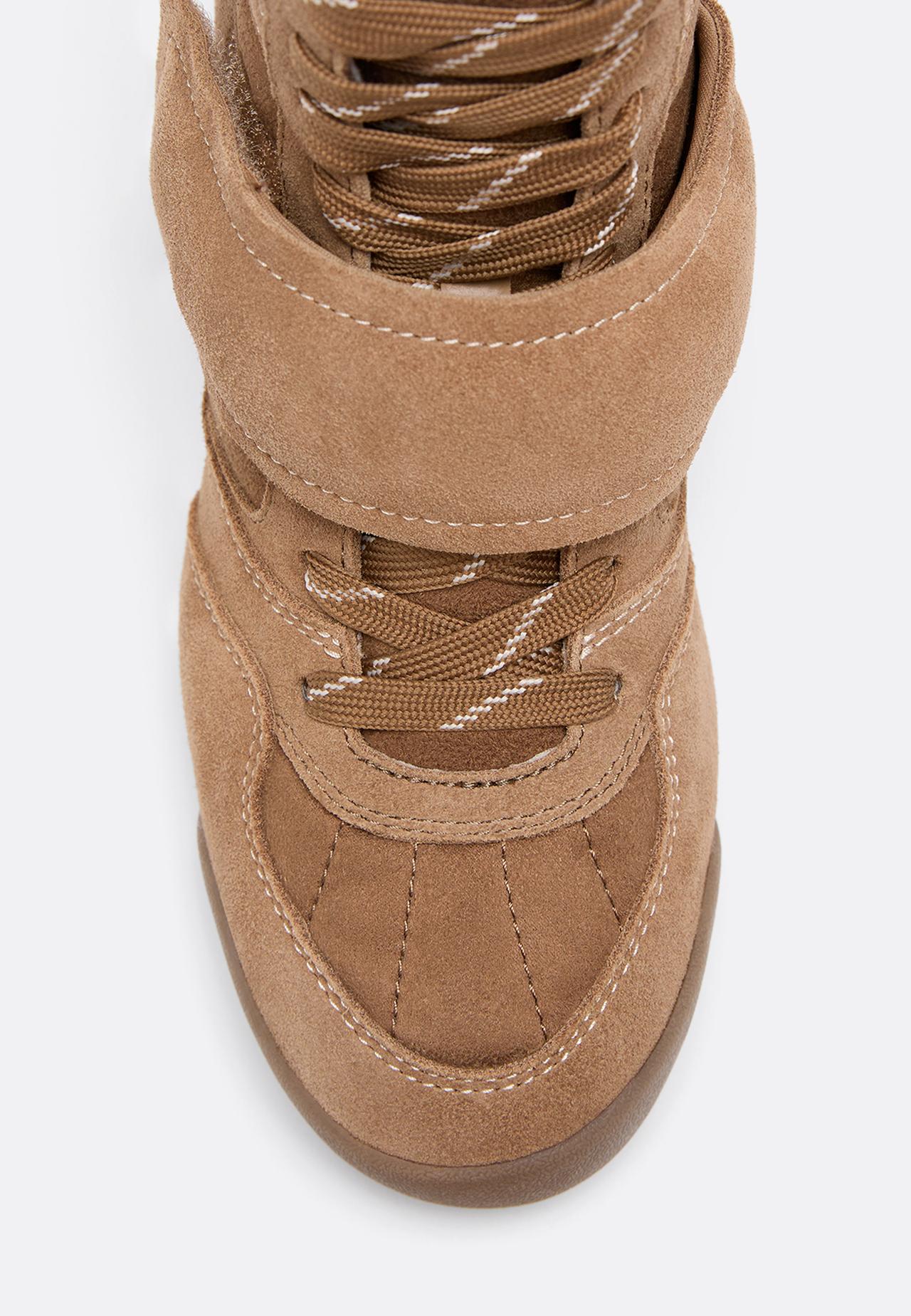 Trainers with hidden wedge — BEIGE