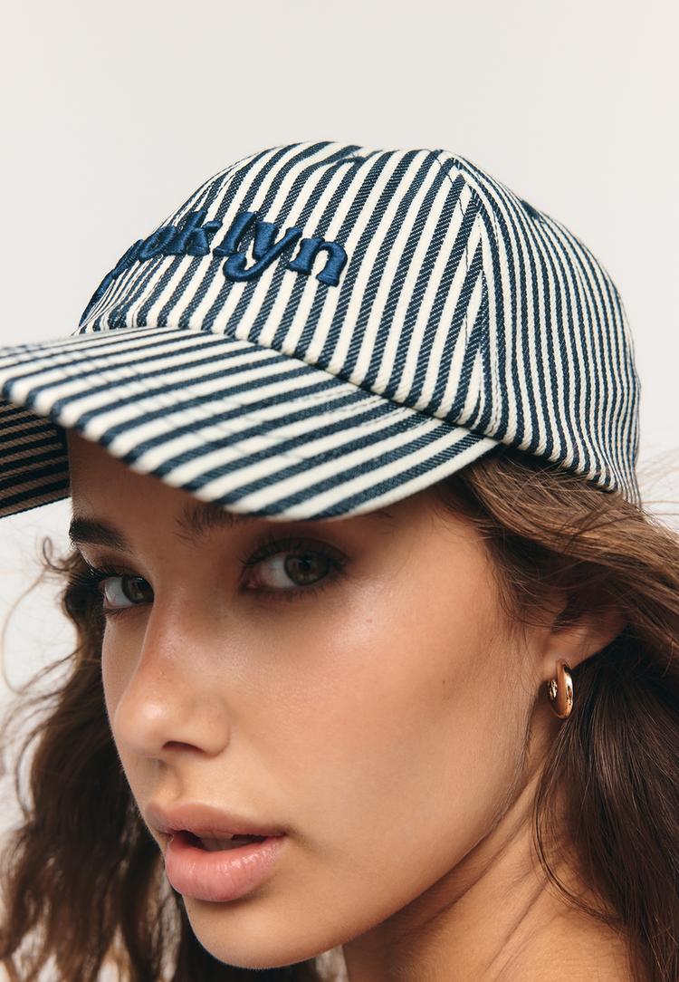 Stradivarius Καπέλο Τζόκεϊ Brooklyn Navy Blue Os φωτογραφία