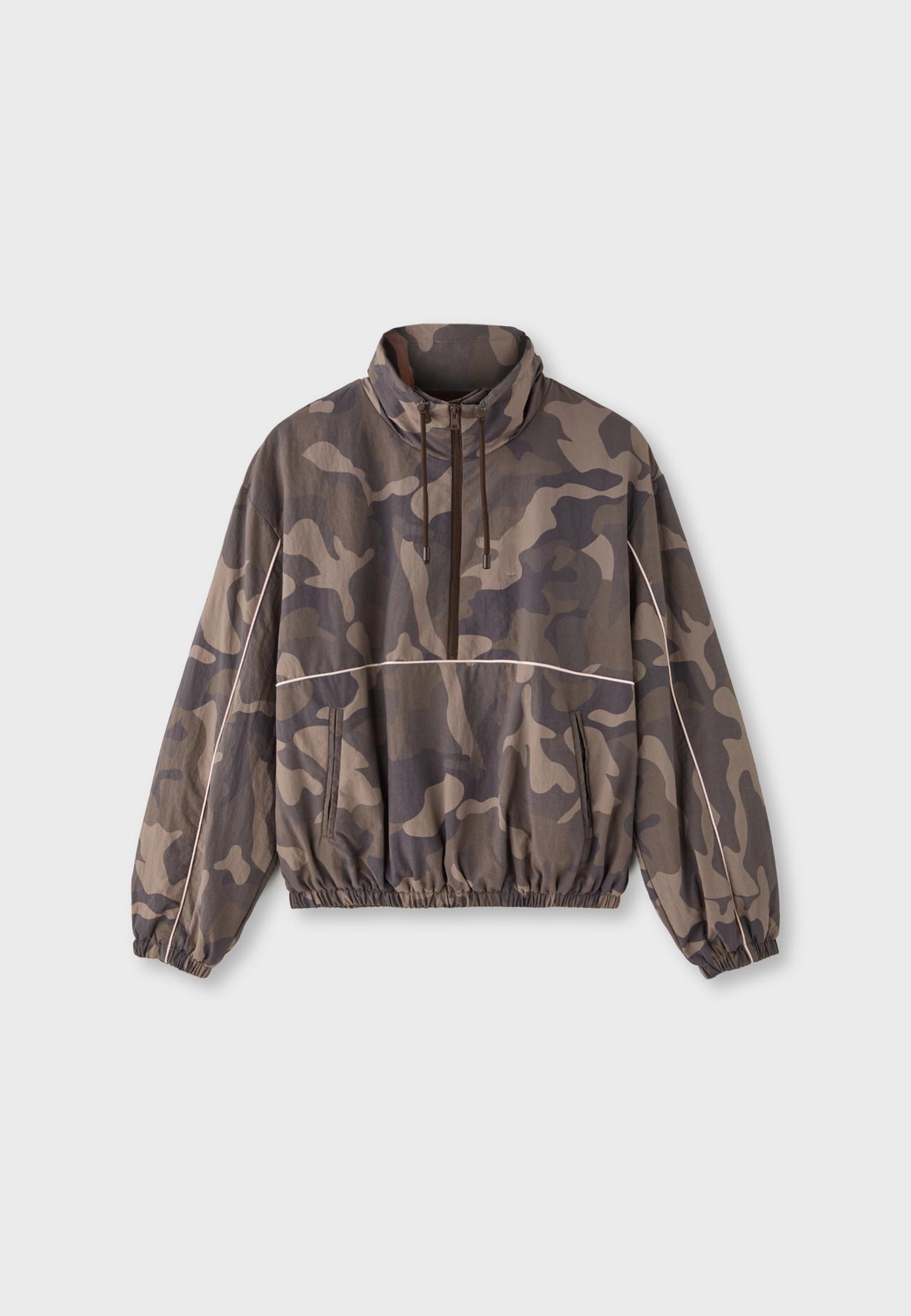 Technical windbreaker with fleece lining — Brown