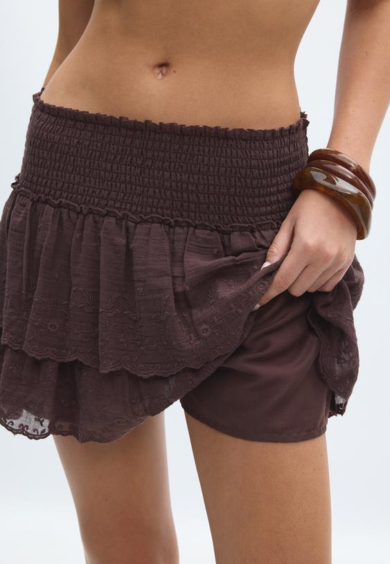 embroidered crinkled skort
