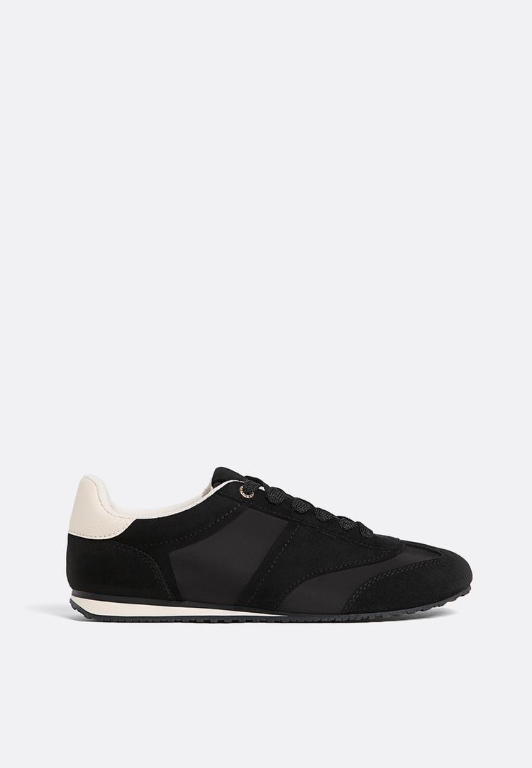 womens soft sneakers