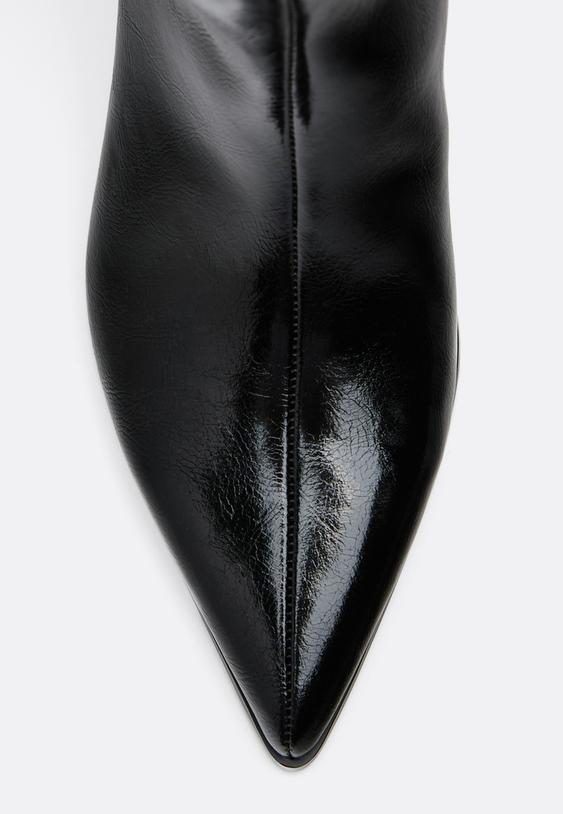 Stradivarius Μαύρες Μπότες Με Φαρδιά Γάμπα Και Kitten Heel Μαύρο 37