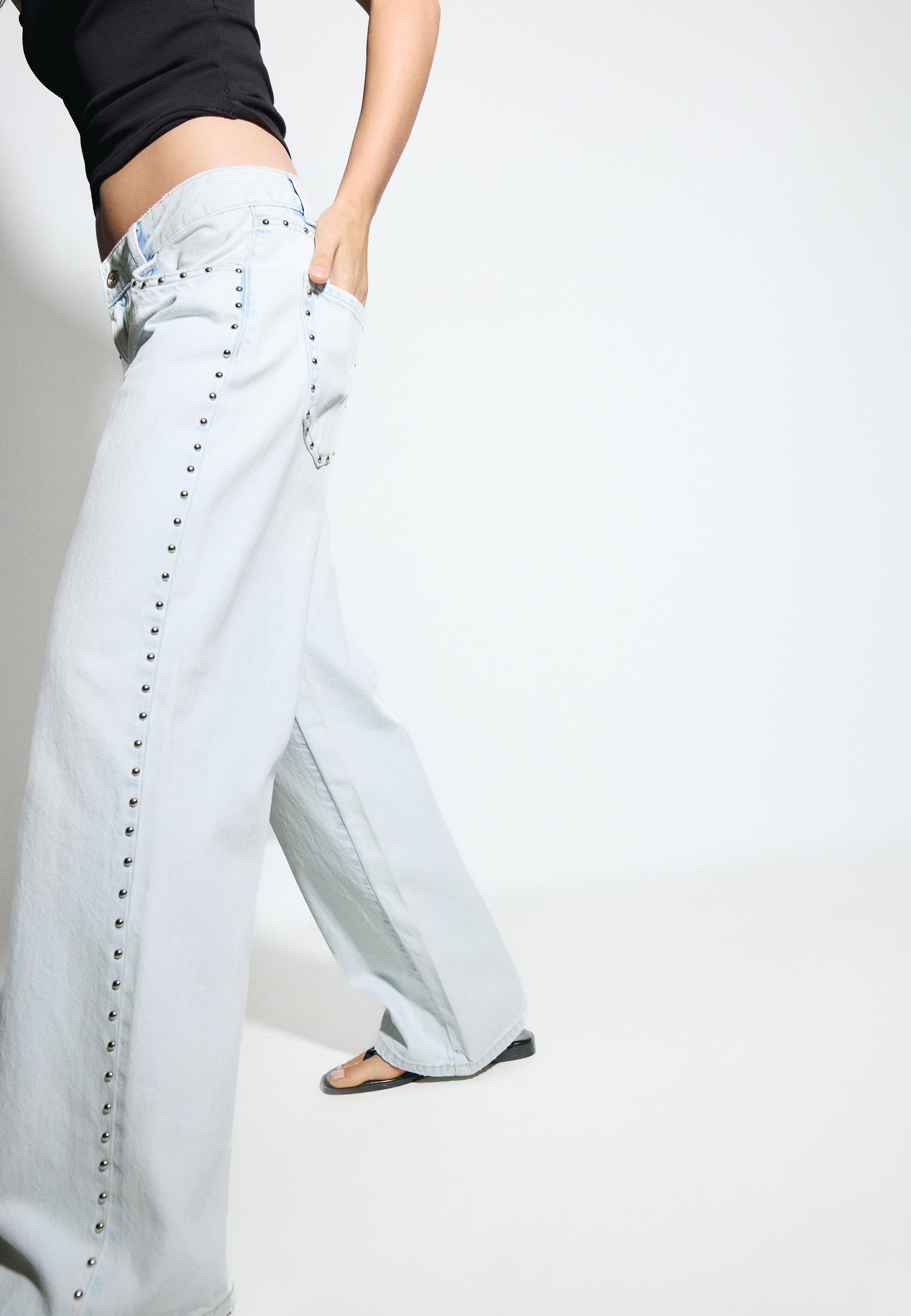 Wide-leg loose studded jeans — MEDIUM LIGHT BLUE DENIM
