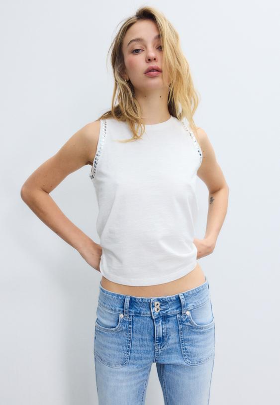 zımba islemeli kolsuz tshirt