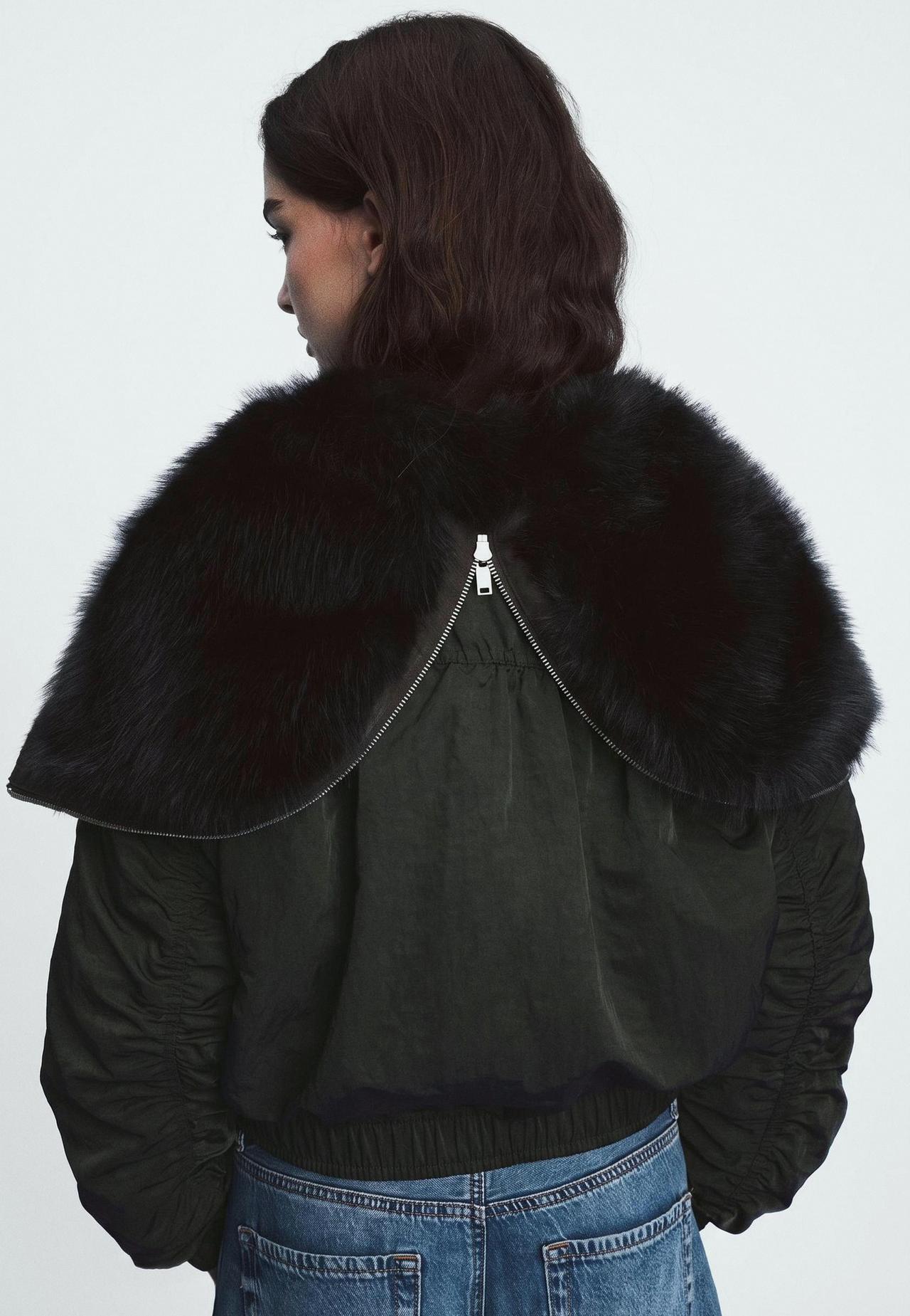Bomber jacket with faux fur neck — Khaki