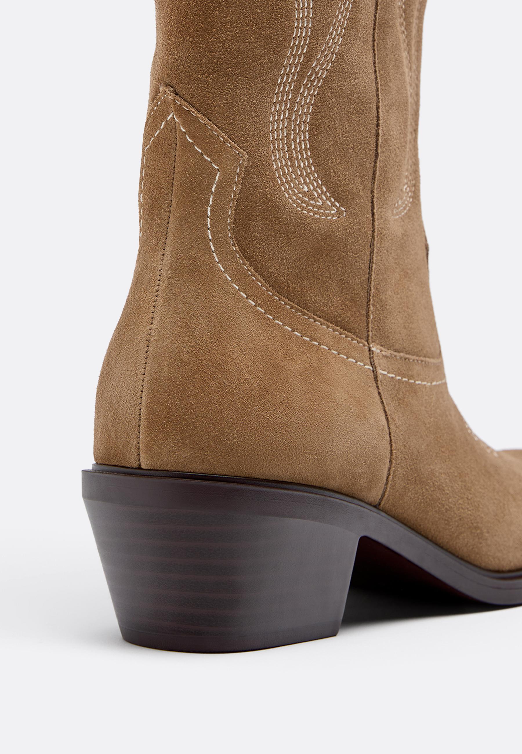 Heeled cowboy leather boots — BEIGE