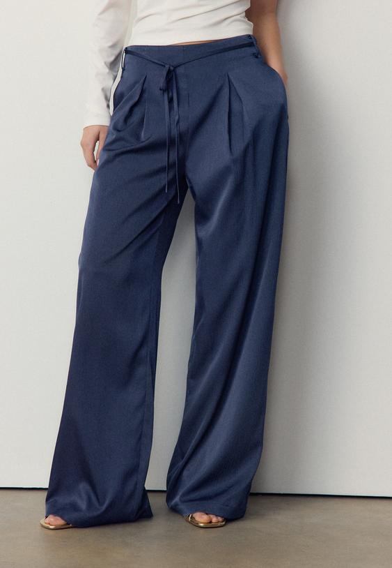 pantalon fluido efecto arrugado lazo