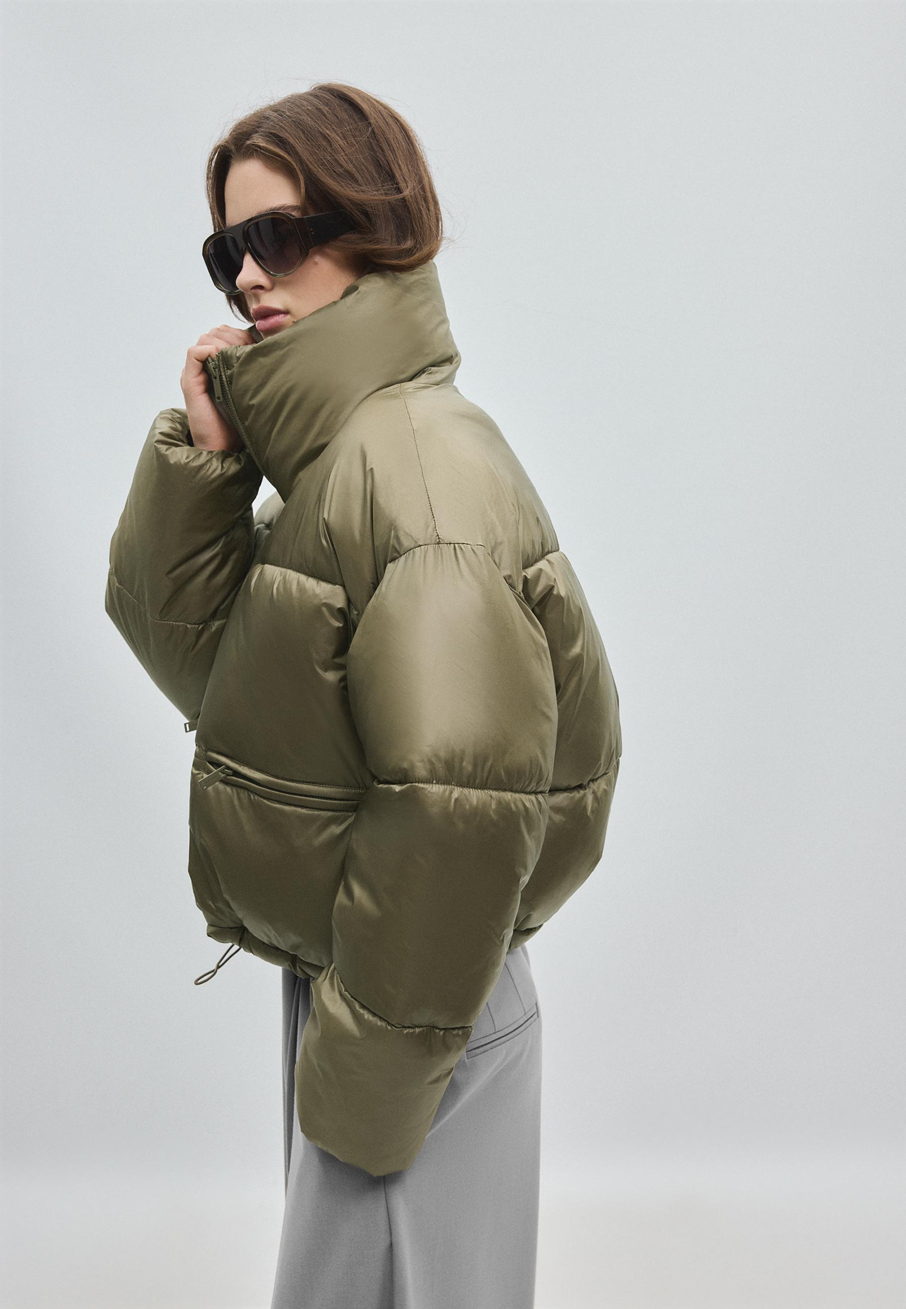 Shiny cropped down jacket — Khaki