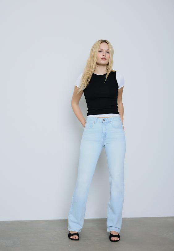 Stradivarius D98 Straight-Leg Jeans Light Bleach 12