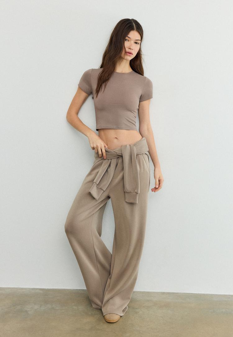 Stradivarius Βασική Μπλούζα Από Πολυαμίδιο 0-428 L