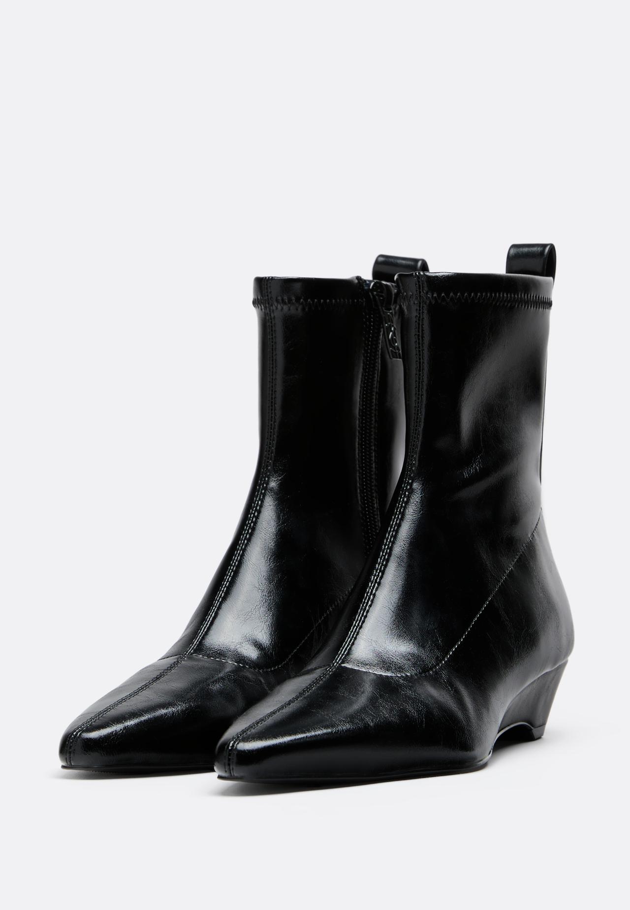Wedge heel ankle boots — BLACK 