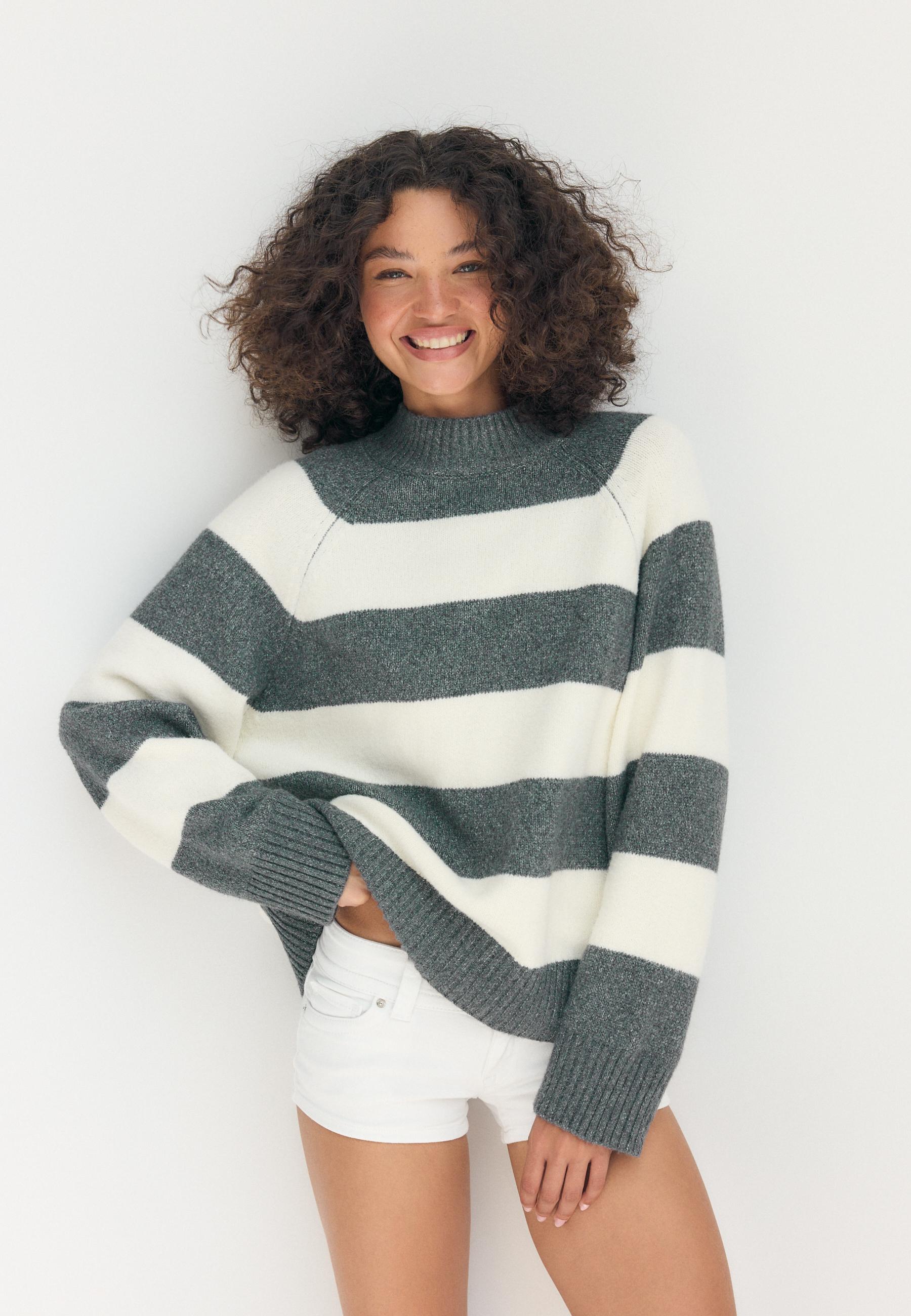 Basic knit jumper — Dark grey