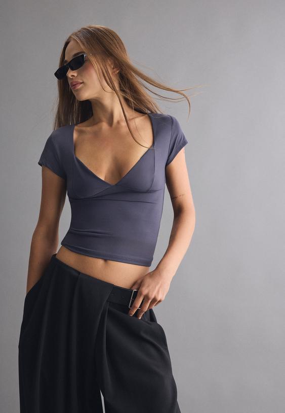 camiseta cuello pico minimanga poliamida