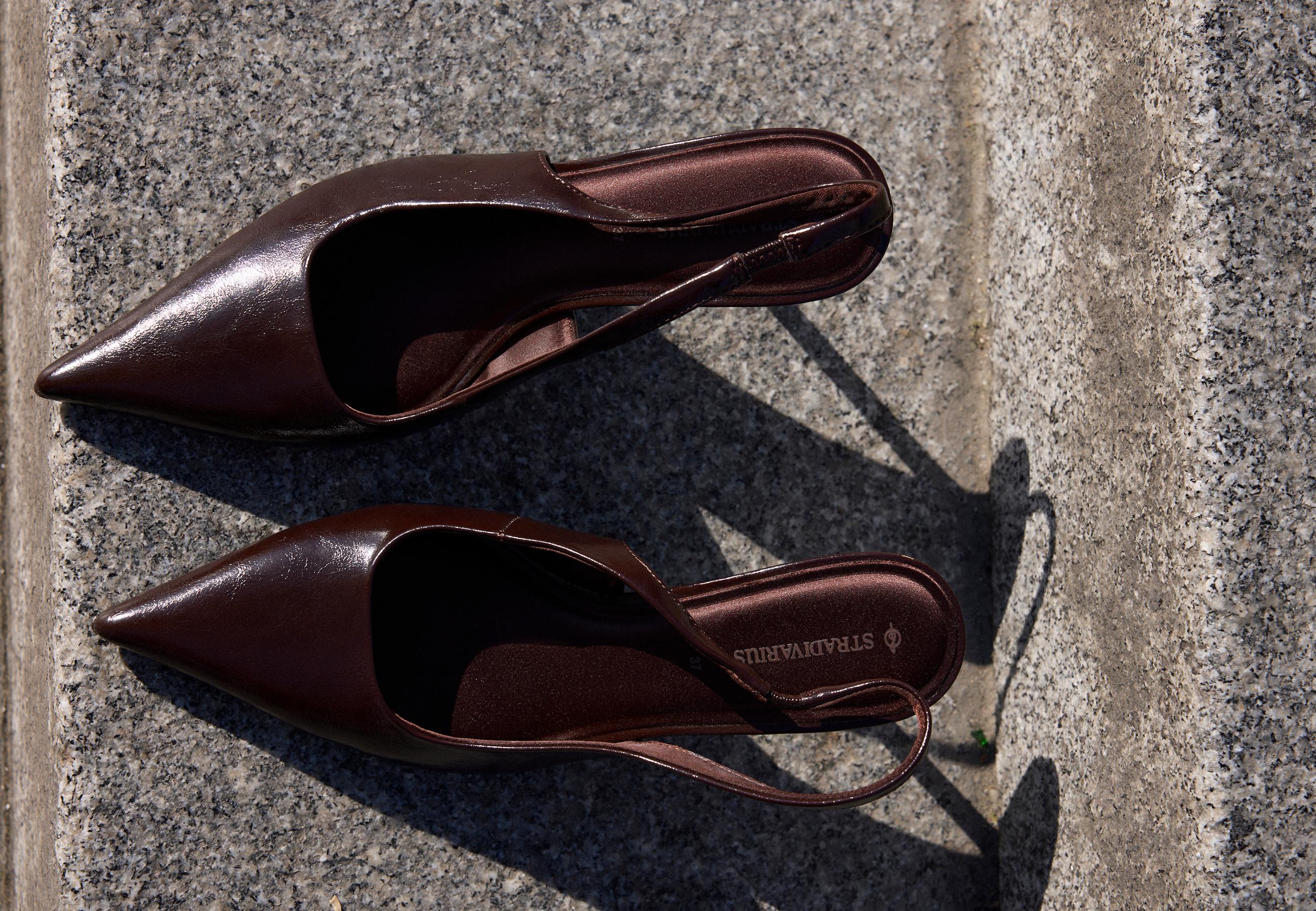 Slingback heeled shoes — BROWN