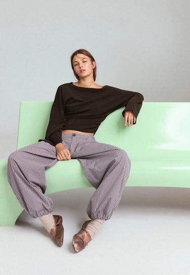 Asymmetric soft-touch ruched sweatshirt — Brown 5
