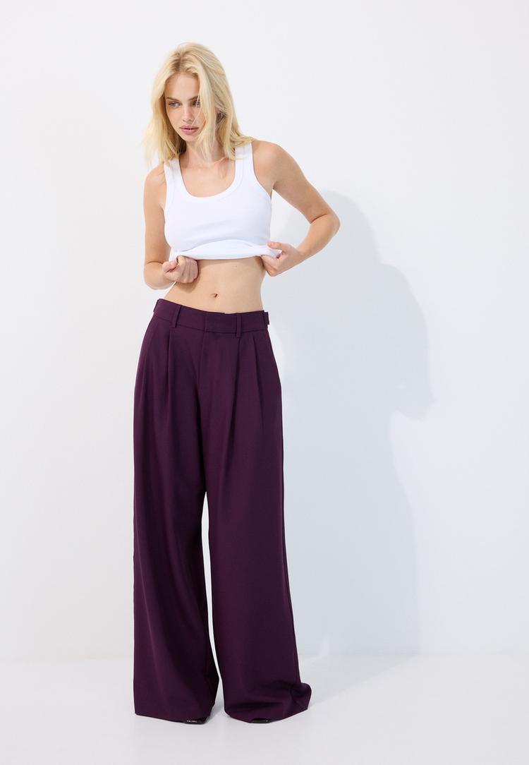 Stradivarius Geklede Broek Met Wijde Pijpen En Verstelbare Knopen Purper 42