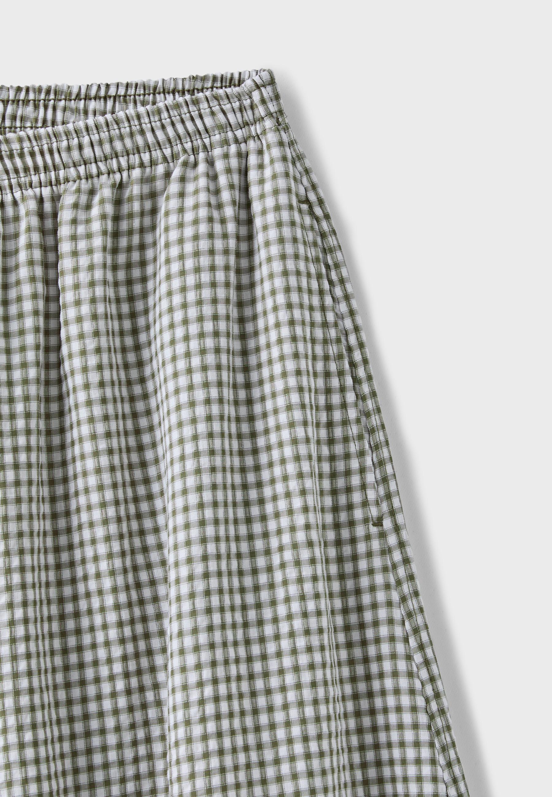 Stradivarius Kare desenli volümlü pantolon görsel 2