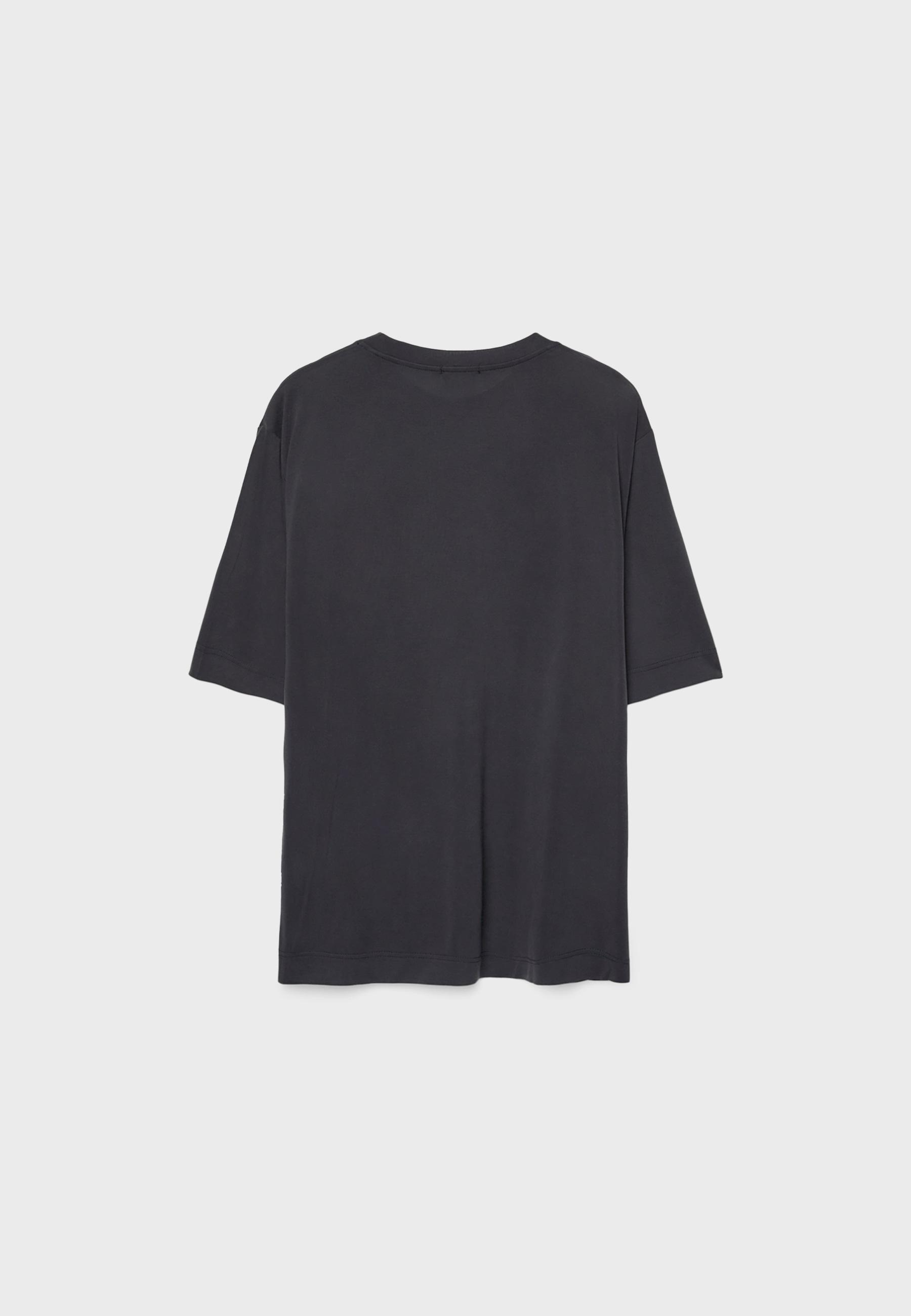 Soft-touch oversize turtleneck — Black