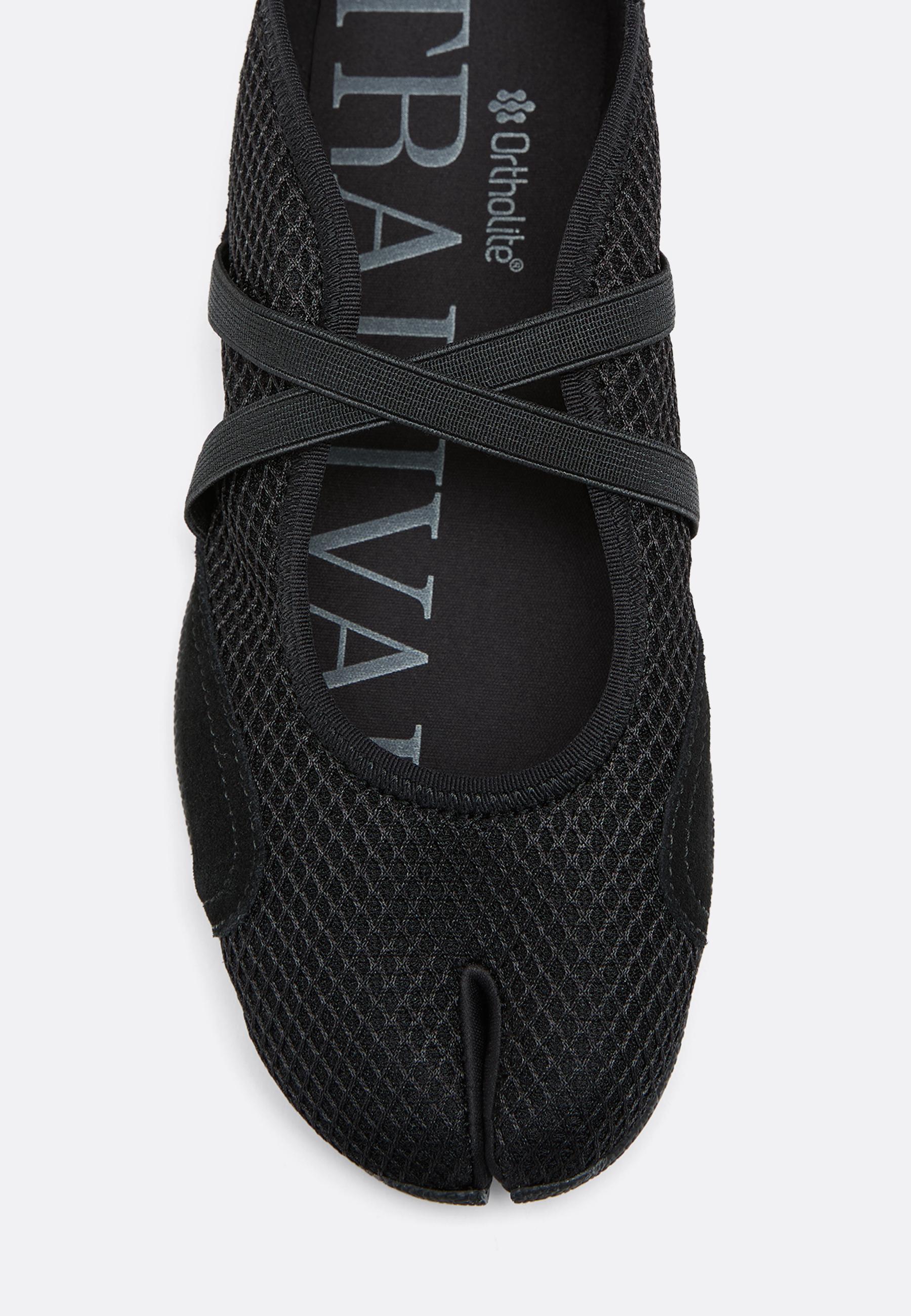 S032 Split-toe sneaker trainers — BLACK 