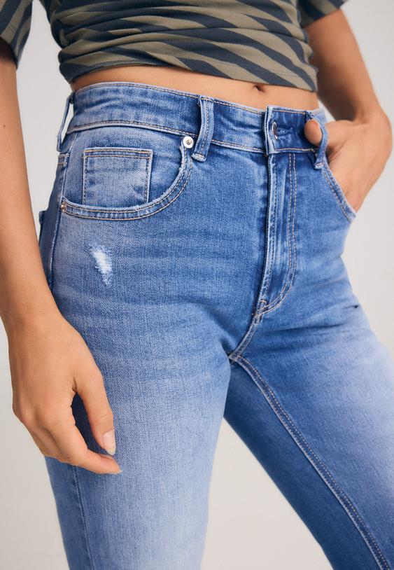 d78 jeans cropped flare