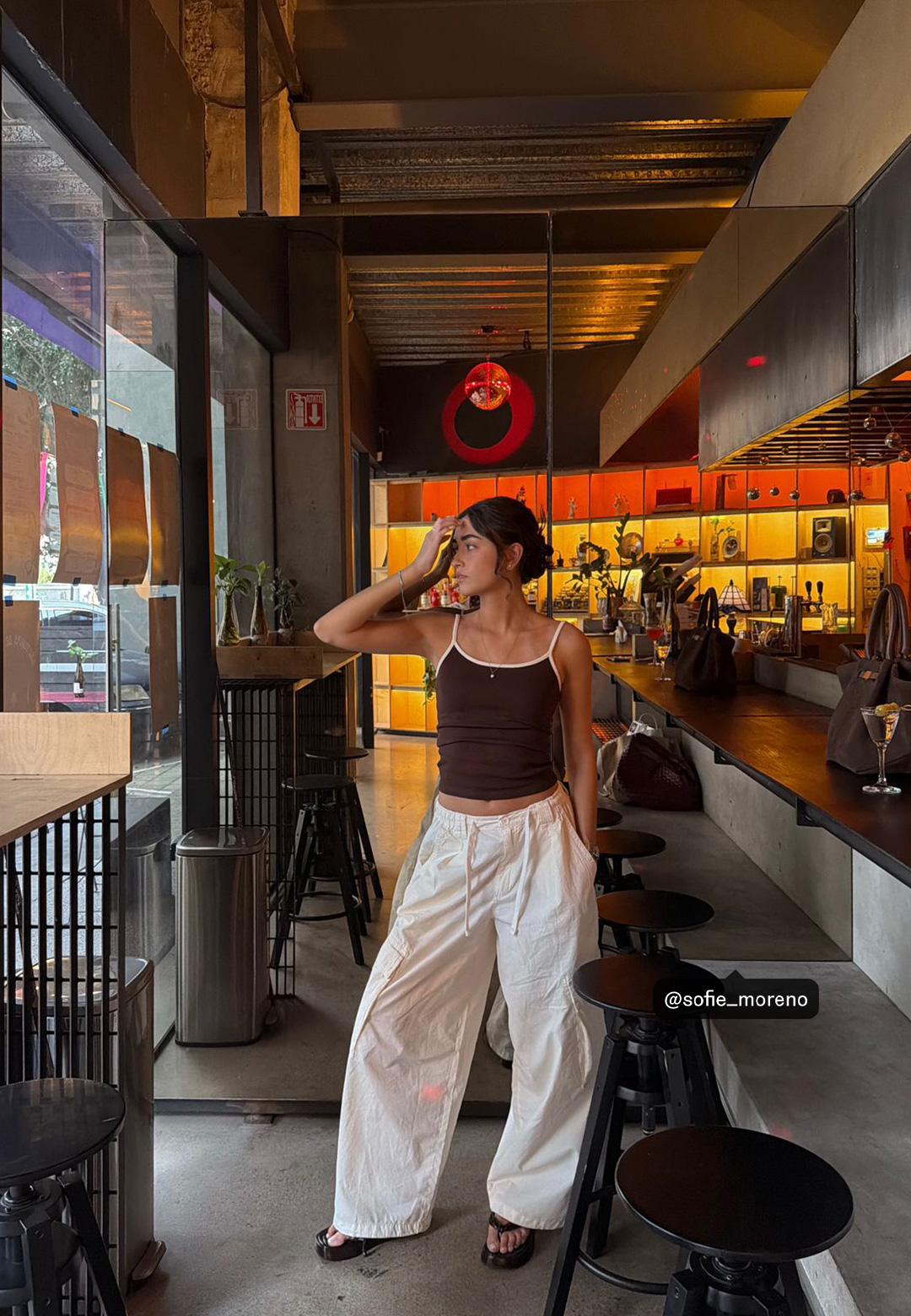 B07 Ribbed strap top — Brown