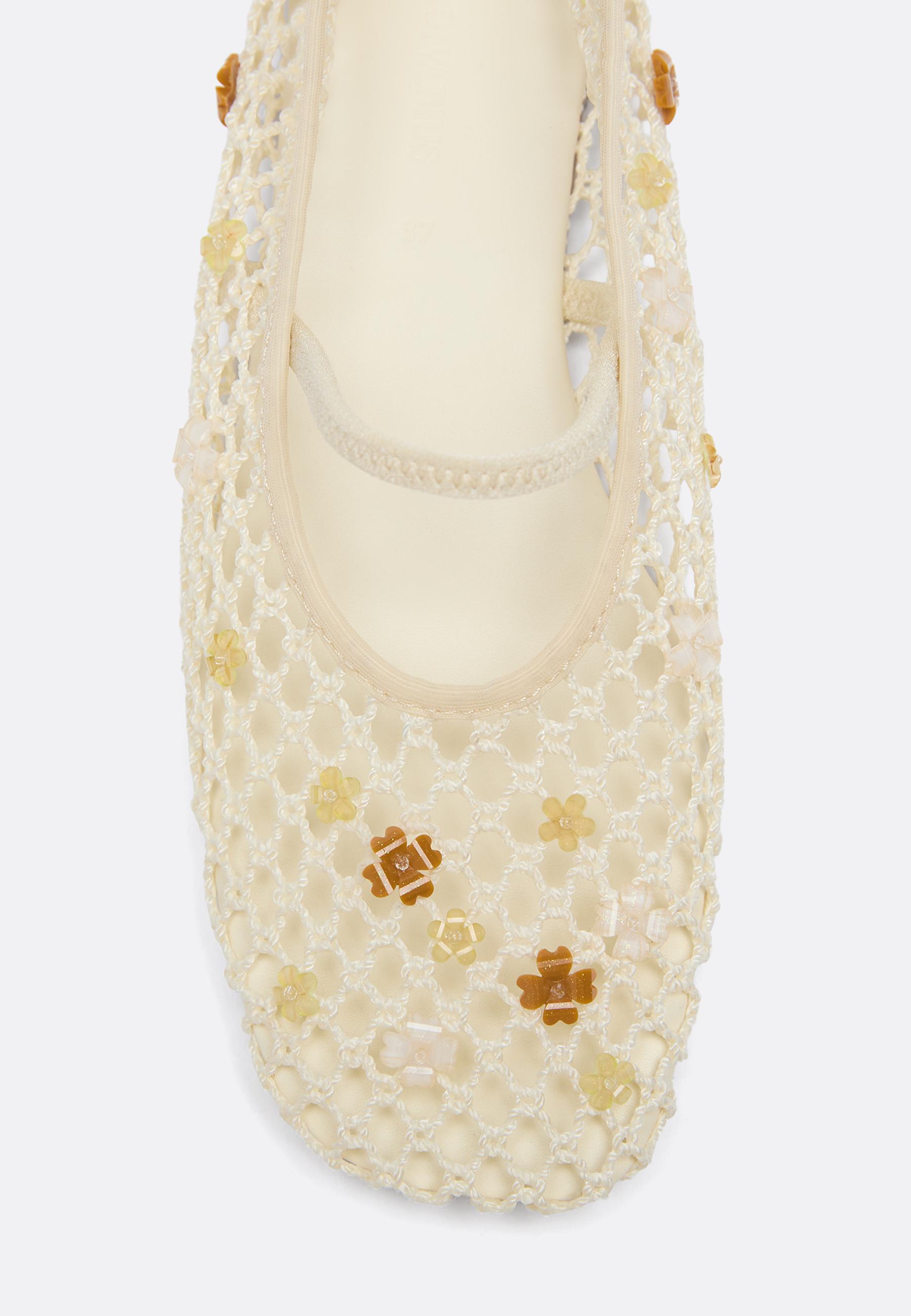 Mesh flat shoes with charms — ECRU