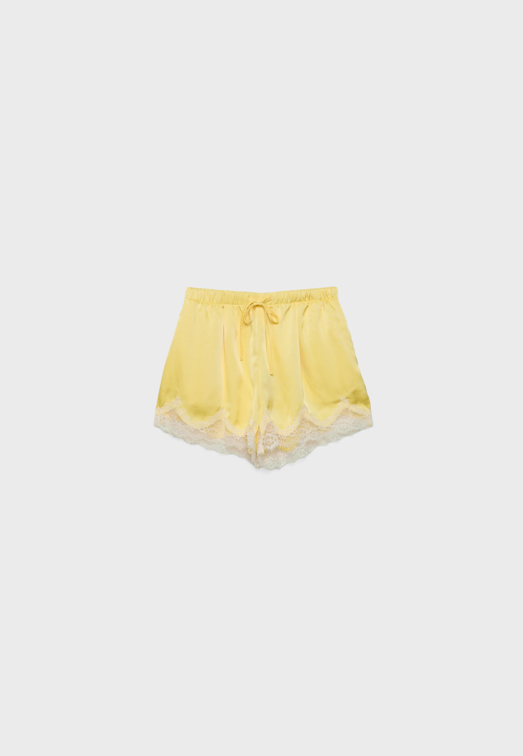 Satin lace shorts — Gold