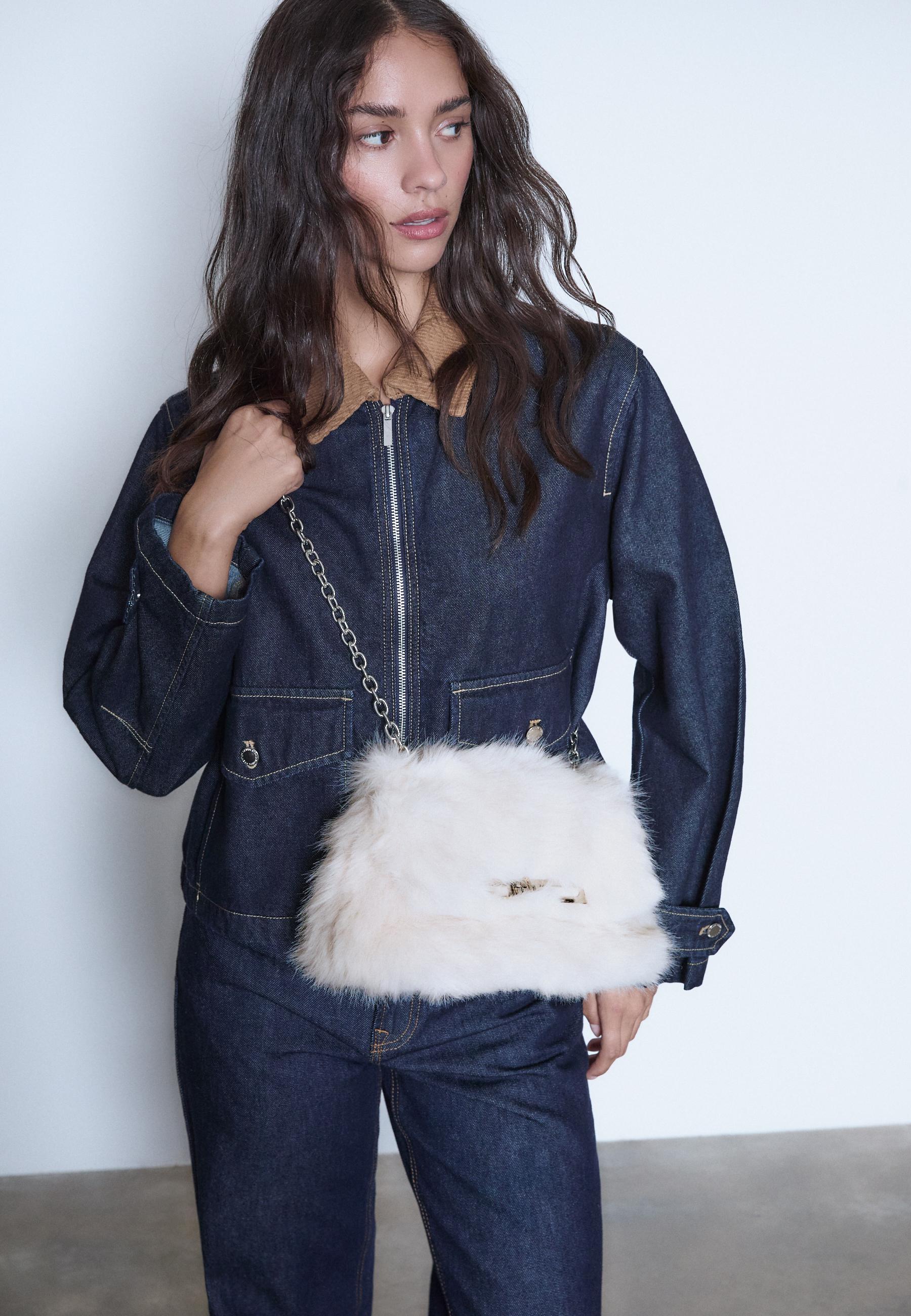 jentlouis fur shoulder bag ジェントルイス jentlouis fur shoulder bag ジェントルイス - メルカリ