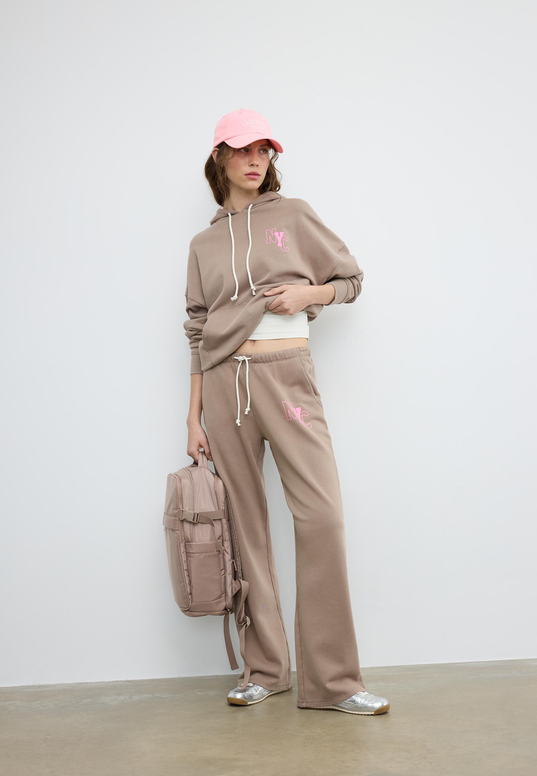 Positional washed effect jogger trousers — Beige
