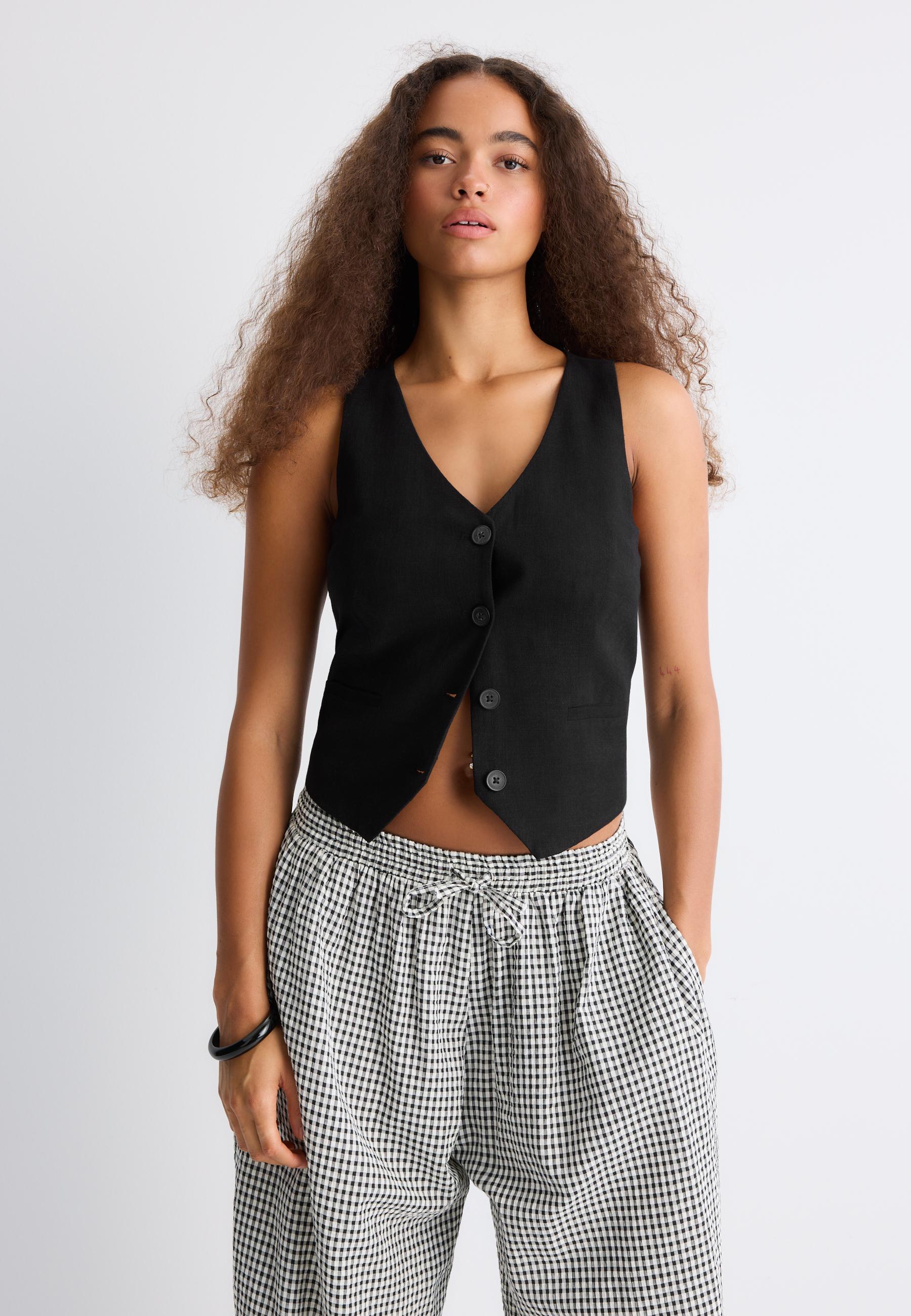 Linen effect buttoned waistcoat — Black