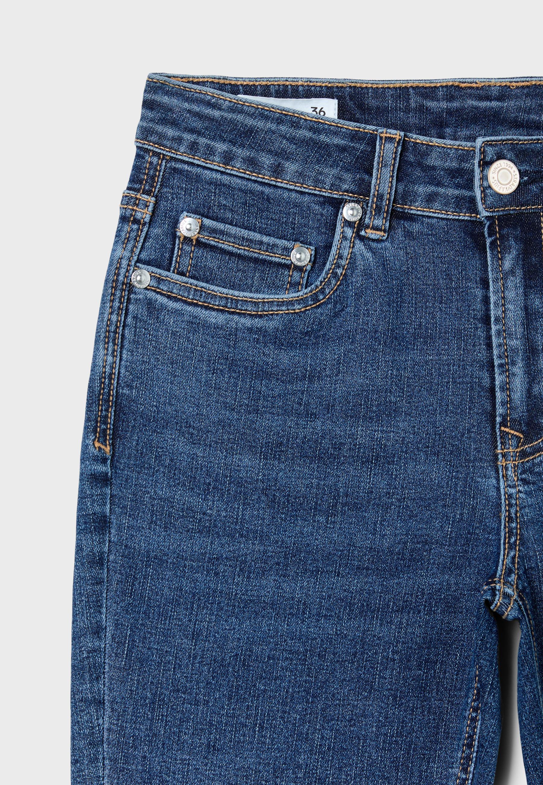 Capri jeans — MEDIUM DENIM WASH