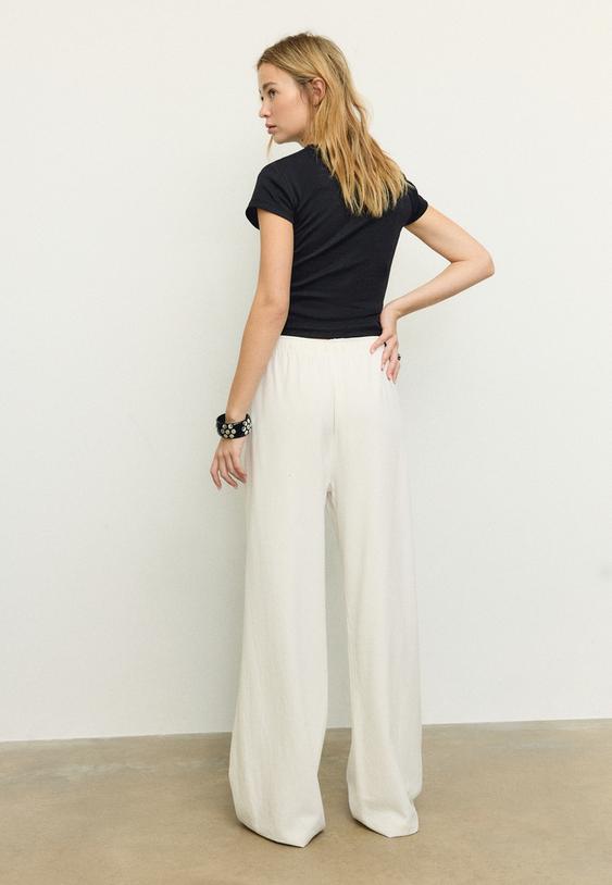 Stradivarius Flowing Linen-Effect Trousers Ecru S