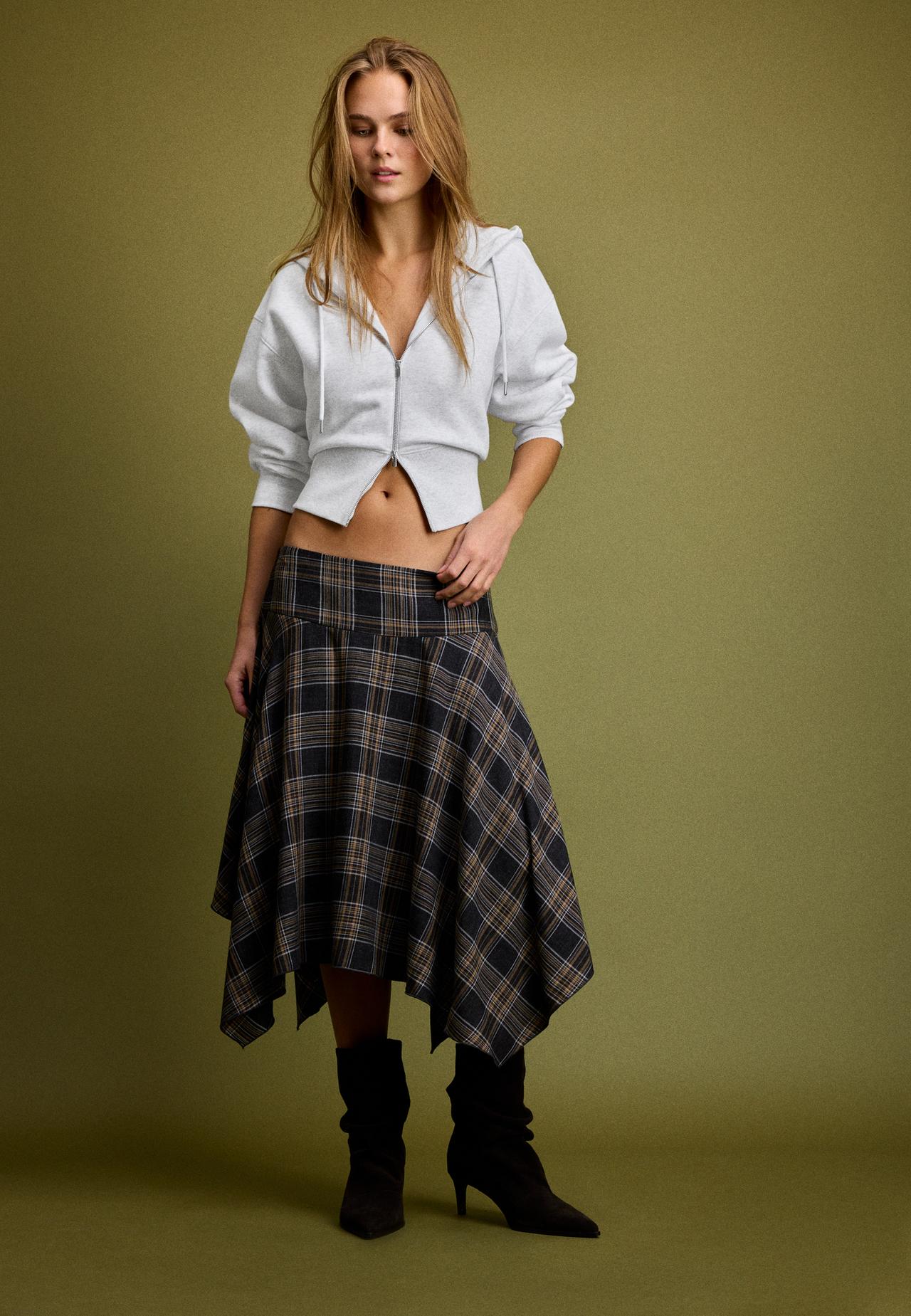 Check midi skirt with pointed hem — Dark grey