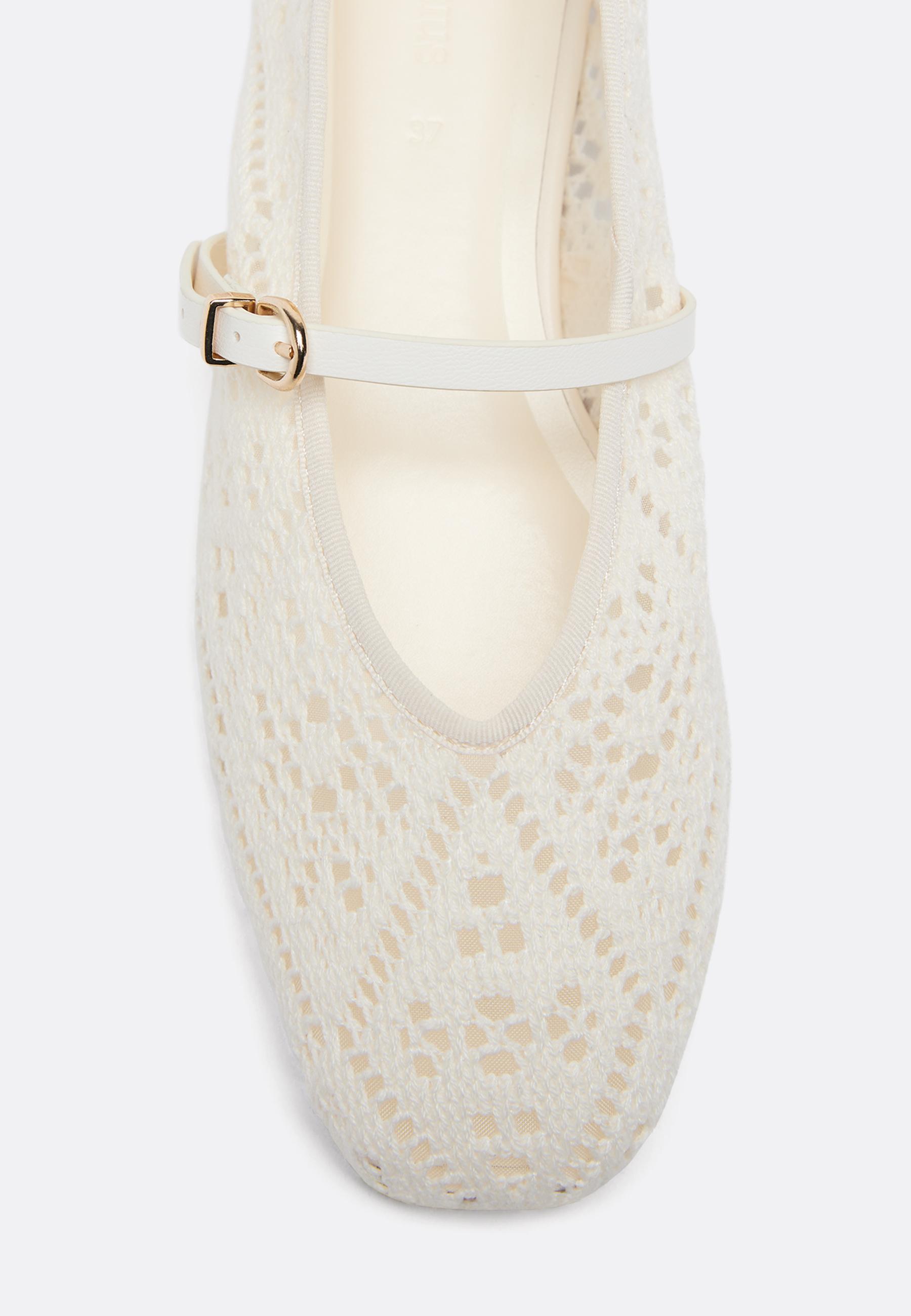 Crochet buckle ballet flats — ECRU