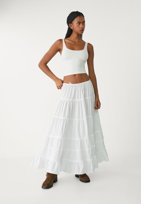 ruffled long skirt