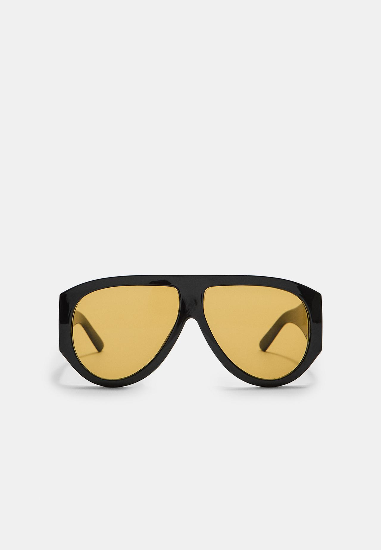 Resin sunglasses — Black