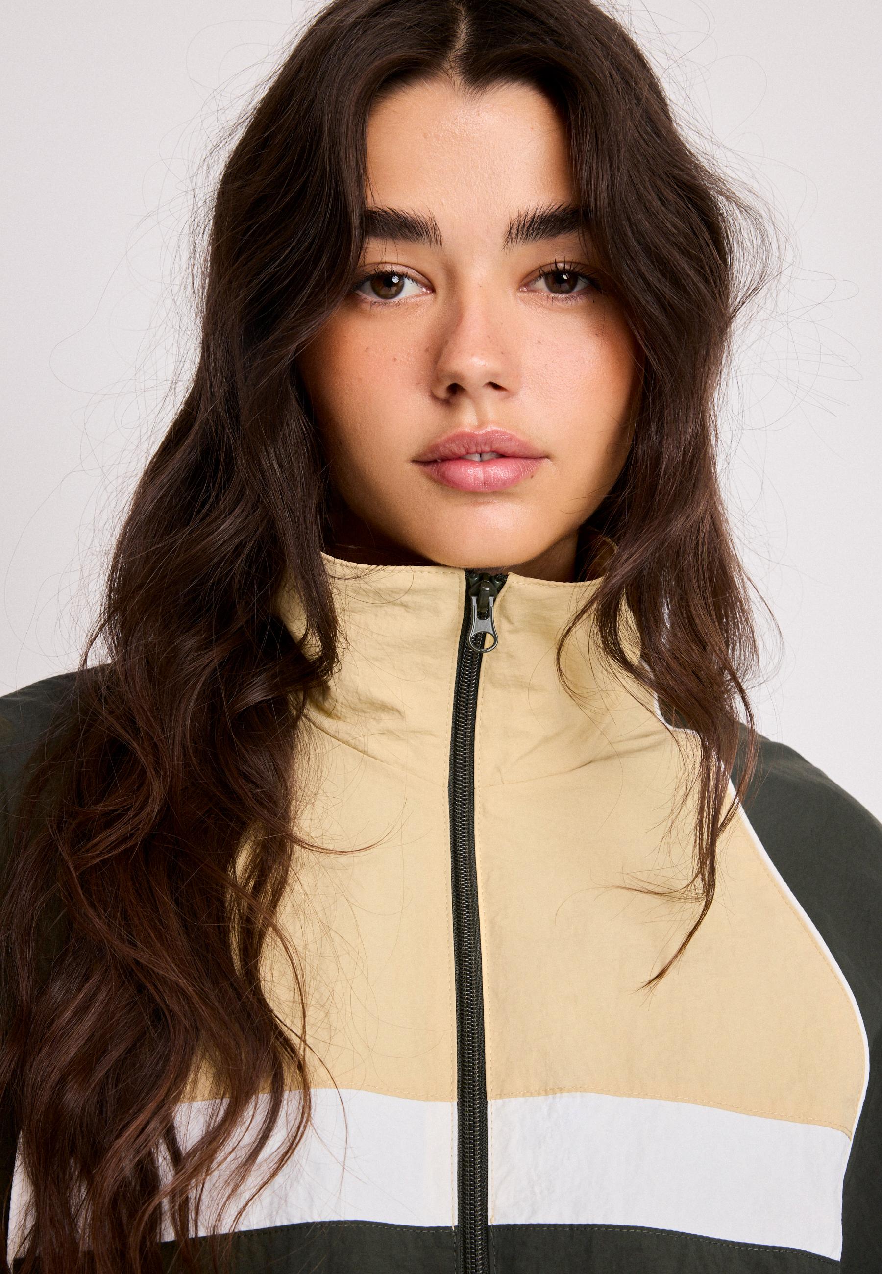 Technical windbreaker jacket — Khaki
