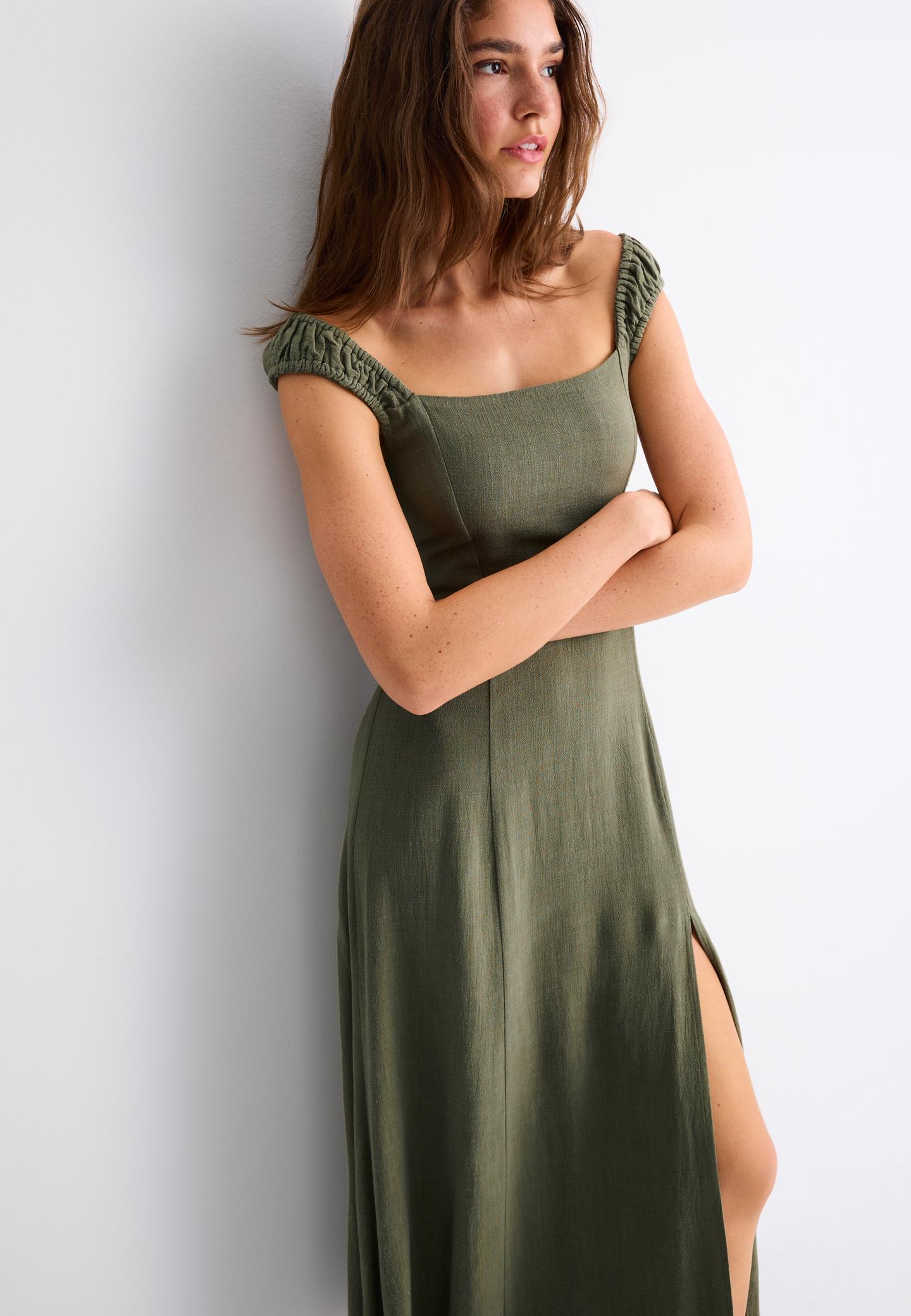 Womens Green Dresses | Stradivarius {0} Womens Green Dresses | Stradivarius {0}